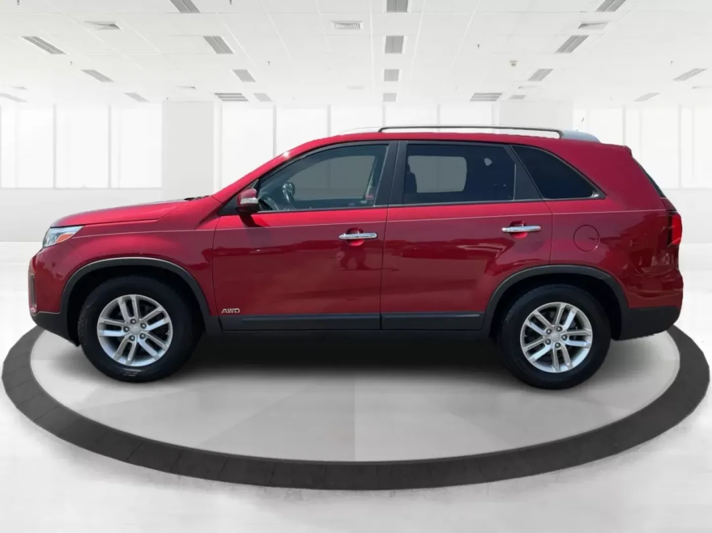 2014 Kia Sorento LX (5XYKTCA64EG) with an 2.4L I-4 gasoline direct injection engine, located at 1951 S Dayton Lakeview Rd., New Carlisle, OH, 45344, (937) 908-9800, 39.890999, -84.050255 - **Adventure Awaits with This 2014 Kia Sorento at Advantage Car and Credit!**<br /> <br /> Are you ready to take your family adventures to the next level? Look no further than this stunning 2014 Kia Sorento, available now at Advantage Car and Credit in Fairborn, OH. With ample space, versatile featur - Photo#4