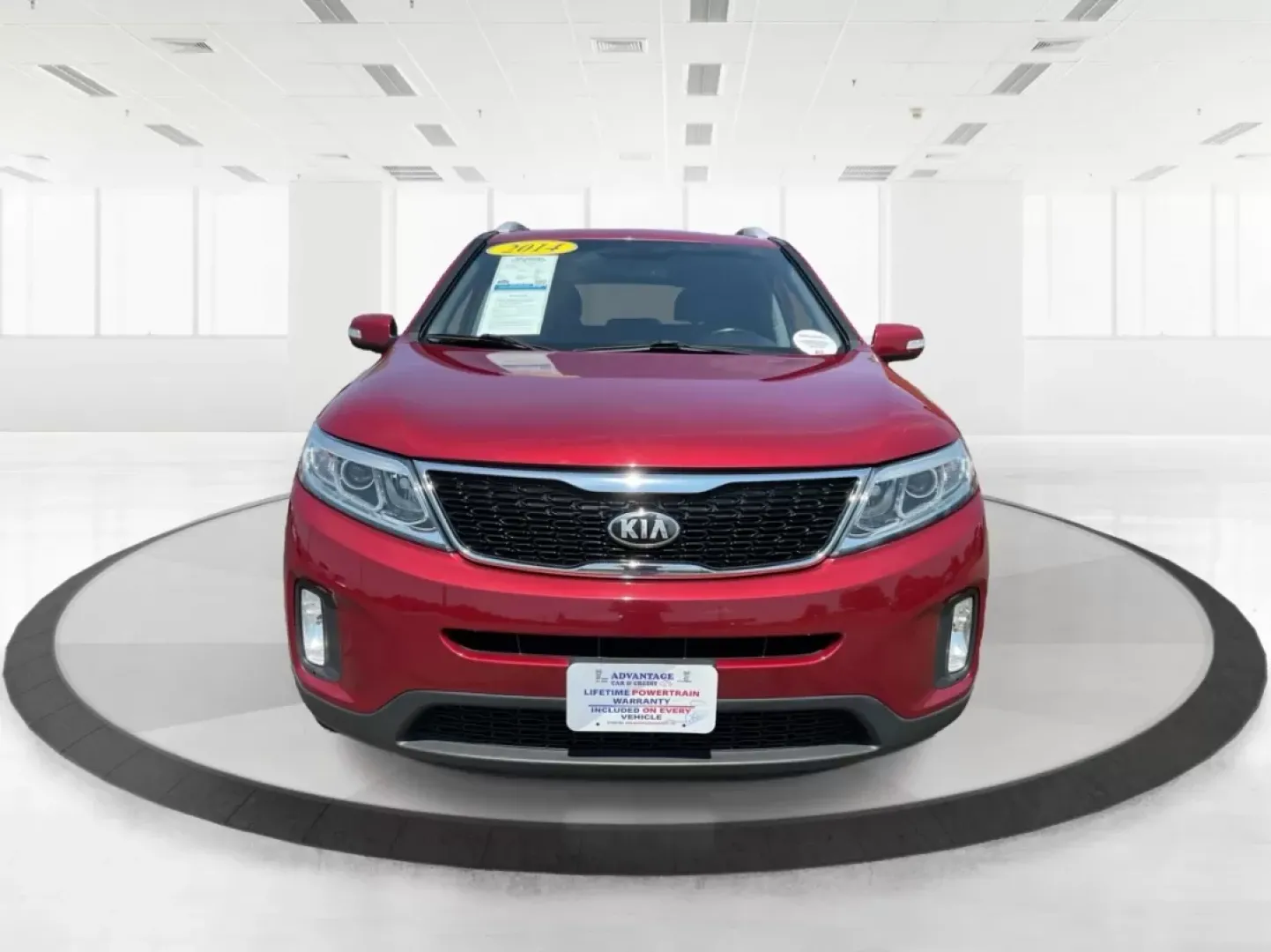 2014 Kia Sorento LX (5XYKTCA64EG) with an 2.4L I-4 gasoline direct injection engine, located at 1951 S Dayton Lakeview Rd., New Carlisle, OH, 45344, (937) 908-9800, 39.890999, -84.050255 - **Adventure Awaits with This 2014 Kia Sorento at Advantage Car and Credit!**<br /> <br /> Are you ready to take your family adventures to the next level? Look no further than this stunning 2014 Kia Sorento, available now at Advantage Car and Credit in Fairborn, OH. With ample space, versatile featur - Photo#5