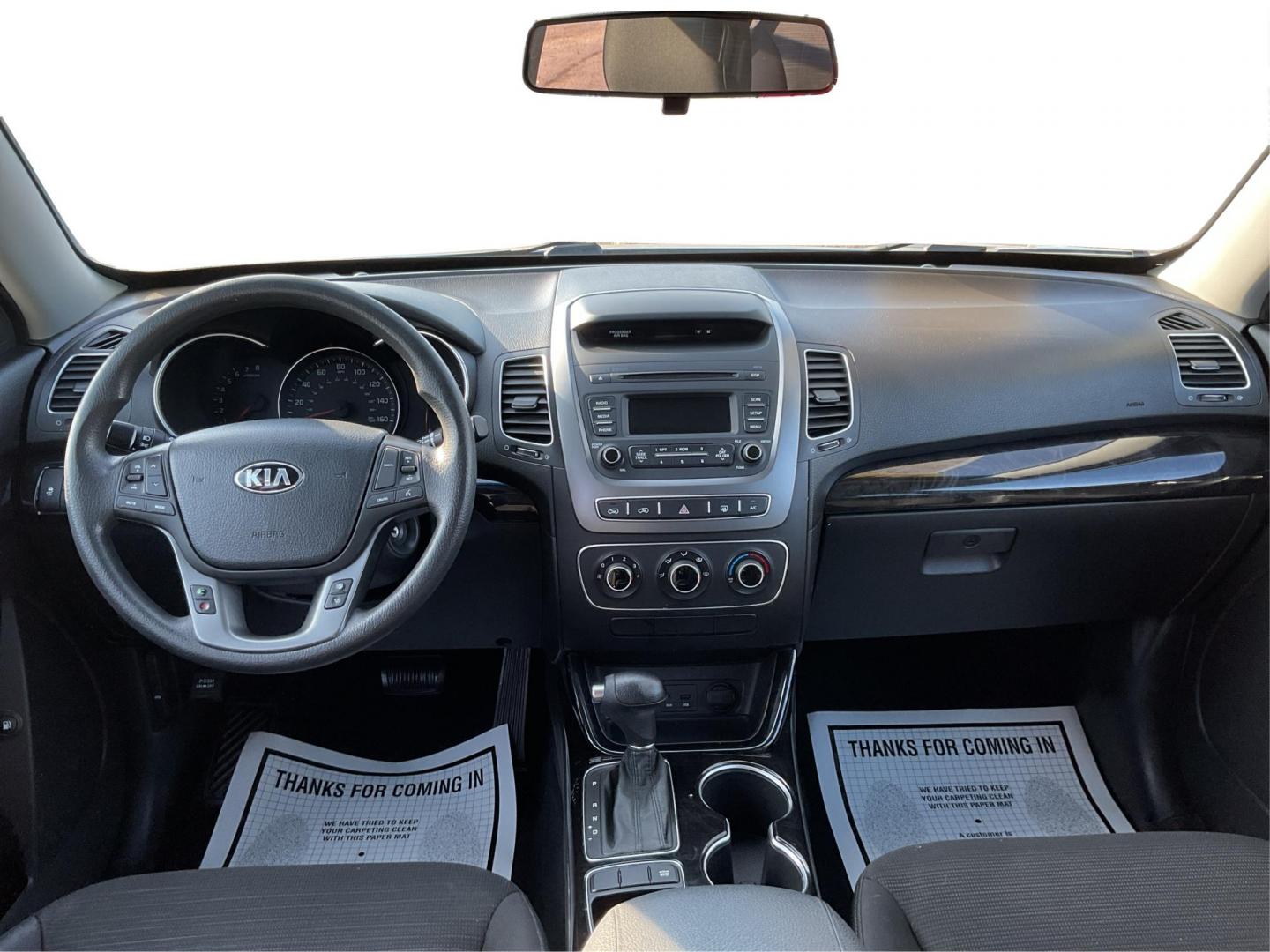 2014 Kia Sorento LX 2WD (5XYKT3A64EG) with an 2.4L L4 DOHC 16V engine, 6-Speed Automatic transmission, located at 1099 N County Rd 25A, Troy, OH, 45373, (937) 908-9800, 40.057079, -84.212883 - 2014 Kia Sorento LX 2WD - Photo#19