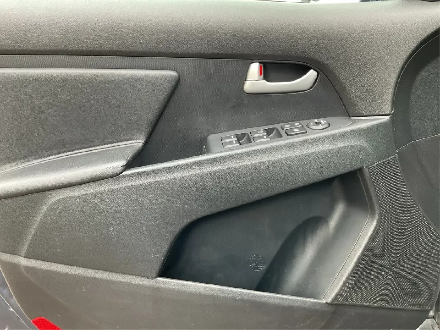2014 Kia Sportage LX (KNDPBCAC3E7) with an 2.4L I-4 gasoline direct injection engine, located at 880 E. National Road, Vandalia, OH, 45377, (937) 908-9800, 39.891918, -84.183594 - 2014 Kia Sportage LX - Photo#17