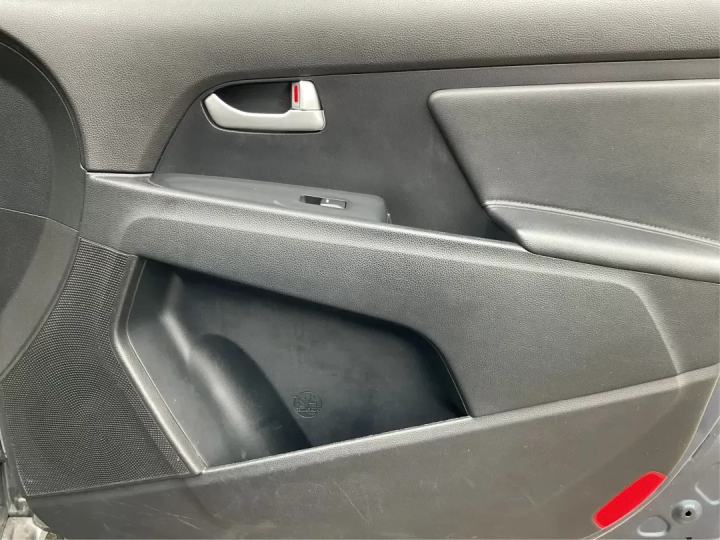 2014 Kia Sportage LX (KNDPBCAC3E7) with an 2.4L I-4 gasoline direct injection engine, located at 880 E. National Road, Vandalia, OH, 45377, (937) 908-9800, 39.891918, -84.183594 - 2014 Kia Sportage LX - Photo#18