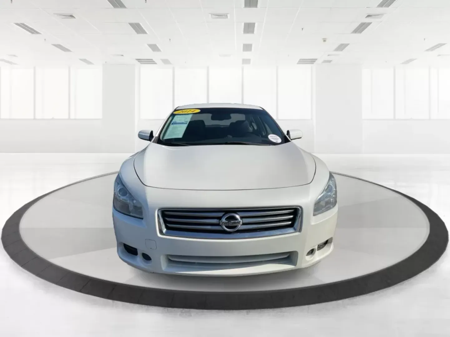 2014 Nissan Maxima 3.5 S (1N4AA5AP5EC) with an VQ 3.5L V-6 DOHC engine, located at 1184 Kauffman Ave, Fairborn, OH, 45324, (937) 908-9800, 39.807072, -84.030914 - **Experience Comfort and Style with the 2014 Nissan Maxima-Your Ideal Sedan for Everyday Adventures!**<br /> <br /> Are you looking for a reliable sedan that combines luxury, performance, and practicality? The 2014 Nissan Maxima, available now at Advantage Car and Credit in Fairborn, OH, is the perf - Photo#7
