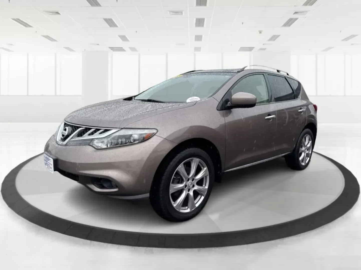 2014 Nissan Murano LE (JN8AZ1MW9EW) with an 3.5L V-6 DOHC engine, located at 1951 S Dayton Lakeview Rd., New Carlisle, OH, 45344, (937) 908-9800, 39.890999, -84.050255 - **Explore Adventure and Comfort with the 2014 Nissan Murano LE in Tinted Bronze Metallic!**<br /> <br /> Are you and your family ready for your next adventure? Whether it's a weekend getaway to the nearby Wright-Patterson Air Force Base or daily commutes through Fairborn, the 2014 Nissan Murano LE i - Photo#8