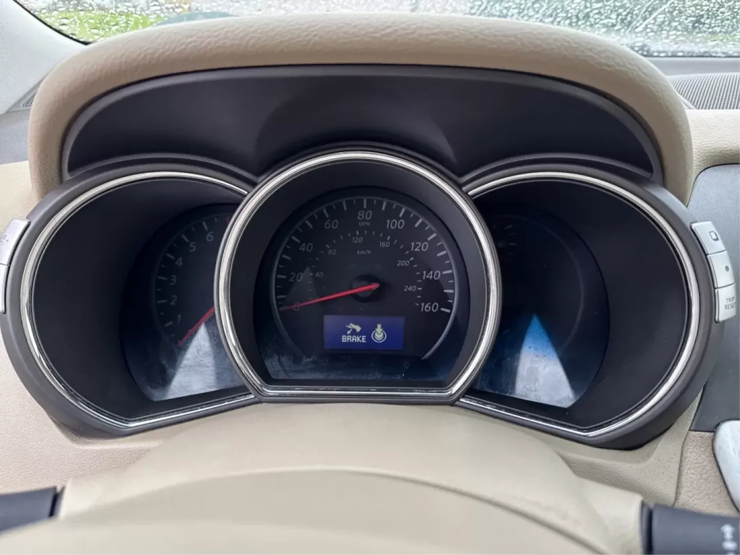 2014 Nissan Murano LE (JN8AZ1MW9EW) with an 3.5L V-6 DOHC engine, located at 1951 S Dayton Lakeview Rd., New Carlisle, OH, 45344, (937) 908-9800, 39.890999, -84.050255 - **Explore Adventure and Comfort with the 2014 Nissan Murano LE in Tinted Bronze Metallic!**<br /> <br /> Are you and your family ready for your next adventure? Whether it's a weekend getaway to the nearby Wright-Patterson Air Force Base or daily commutes through Fairborn, the 2014 Nissan Murano LE i - Photo#15
