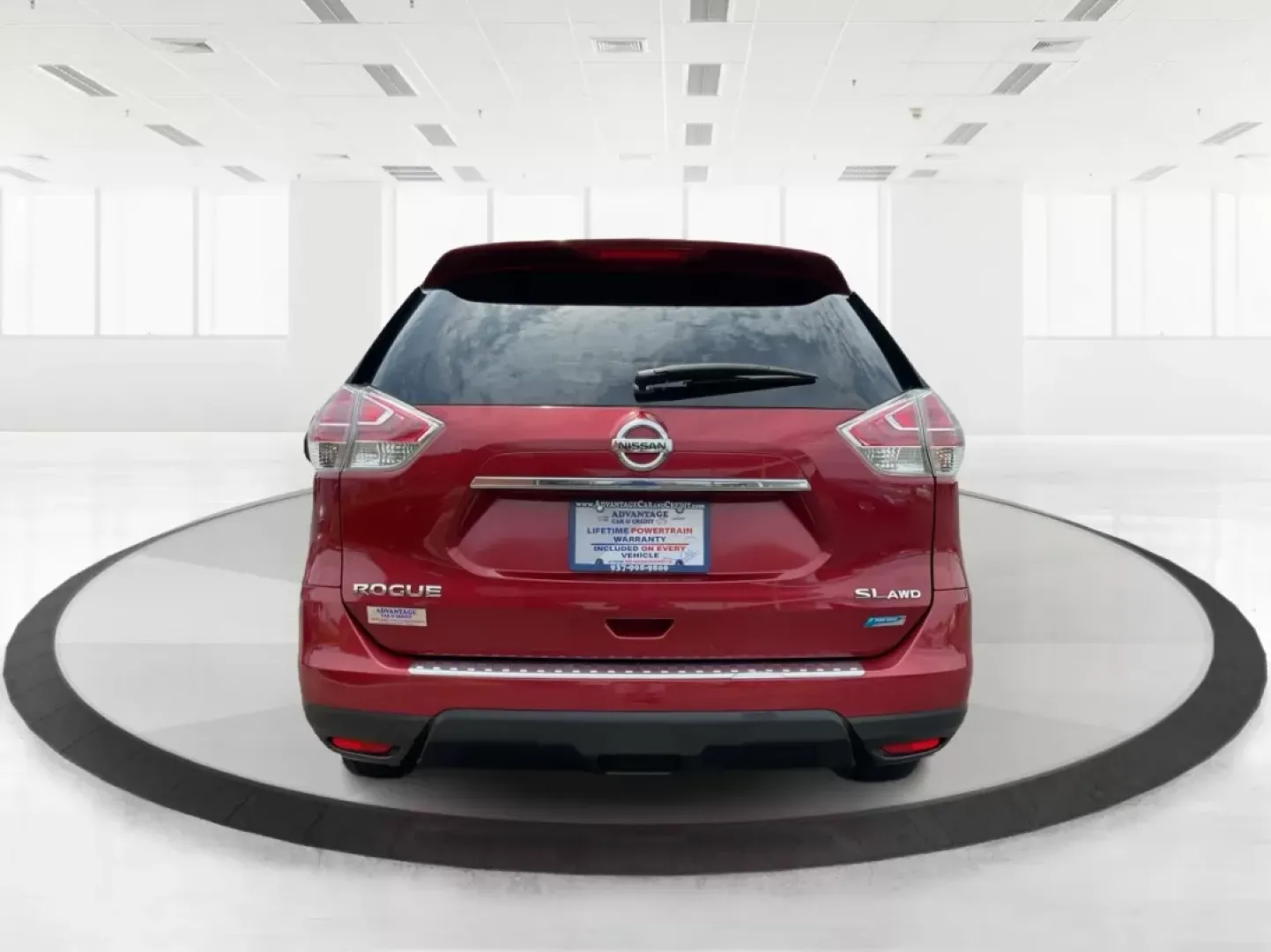2014 Nissan Rogue SL (5N1AT2MV9EC) with an 2.5L I-4 DOHC engine, located at 1184 Kauffman Ave, Fairborn, OH, 45324, (937) 908-9800, 39.807072, -84.030914 - **Unleash Adventure with This 2014 Nissan Rogue SL Ideal for Your Active Lifestyle!**<br /> <br /> Are you ready to elevate your family adventures or weekend getaways? The 2014 Nissan Rogue SL is the perfect companion for anyone looking to blend functionality with style. With a spacious interior an - Photo#3