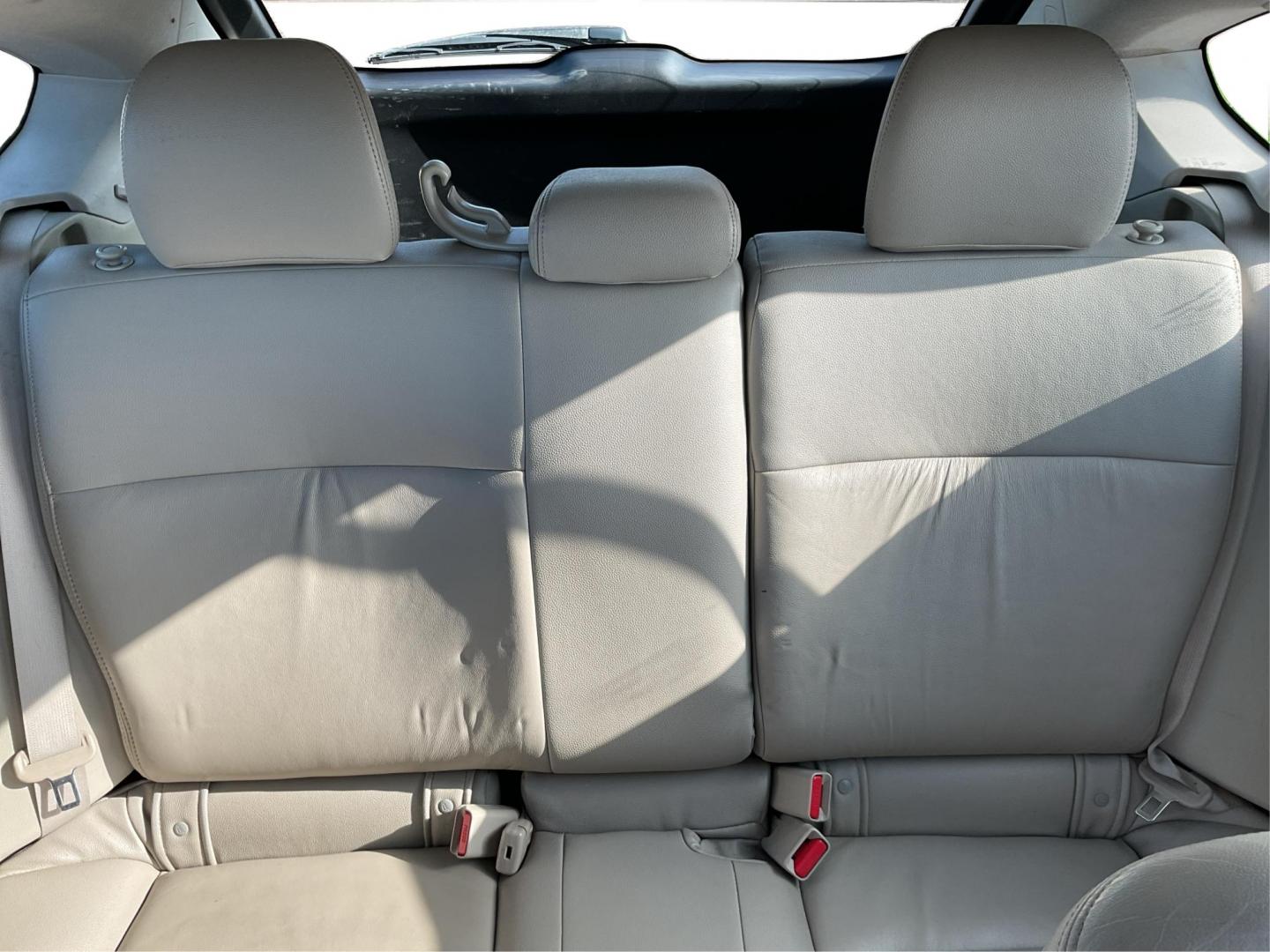 2014 Subaru Impreza 2.0i Sport Premium (JF1GPAL65E8) with an 2L H-4 DOHC engine, located at 1184 Kauffman Ave, Fairborn, OH, 45324, (937) 908-9800, 39.807072, -84.030914 - 2014 Subaru Impreza 2.0i Sport Premium - Photo#13