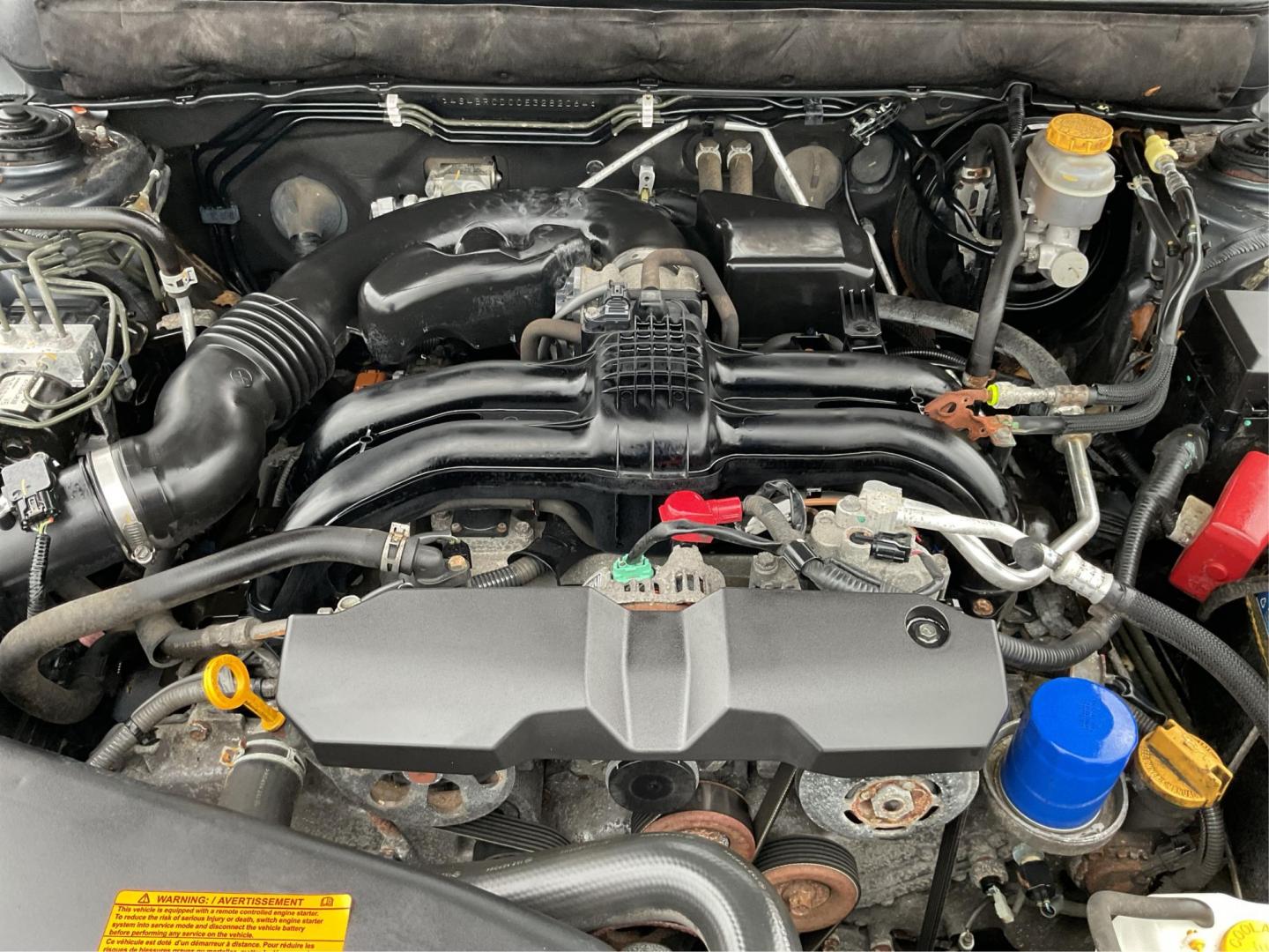 2014 Subaru Outback 2.5i Premium (4S4BRCDC0E3) with an 2.5L H-4 DOHC engine, located at 1951 S Dayton Lakeview Rd., New Carlisle, OH, 45344, (937) 908-9800, 39.890999, -84.050255 - 2014 Subaru Outback 2.5i Premium - Photo#10