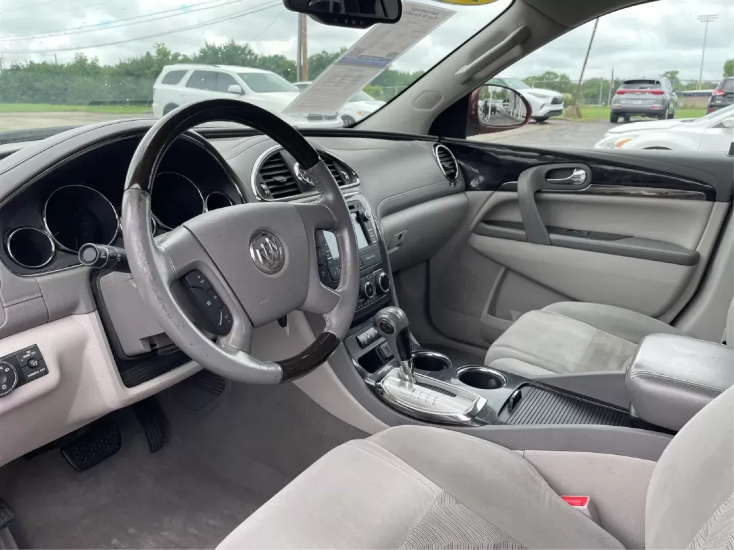 2015 Buick Enclave Convenience FWD (5GAKRAKD6FJ) with an 3.6L V6 DOHC 24V engine, 6-Speed Automatic Overdrive transmission, located at 8750 N County Rd 25A, Piqua, OH, 45356, (937) 908-9800, 40.164391, -84.232513 - Experience the perfect blend of luxury and practicality with the 2015 Buick Enclave Convenience FWD, now available at Advantage Car and Credit in Fairborn, OH. This SUV is tailored for families on the go, weekend adventurers, or anyone in need of a reliable vehicle for long commutes. With its spacio - Photo#8
