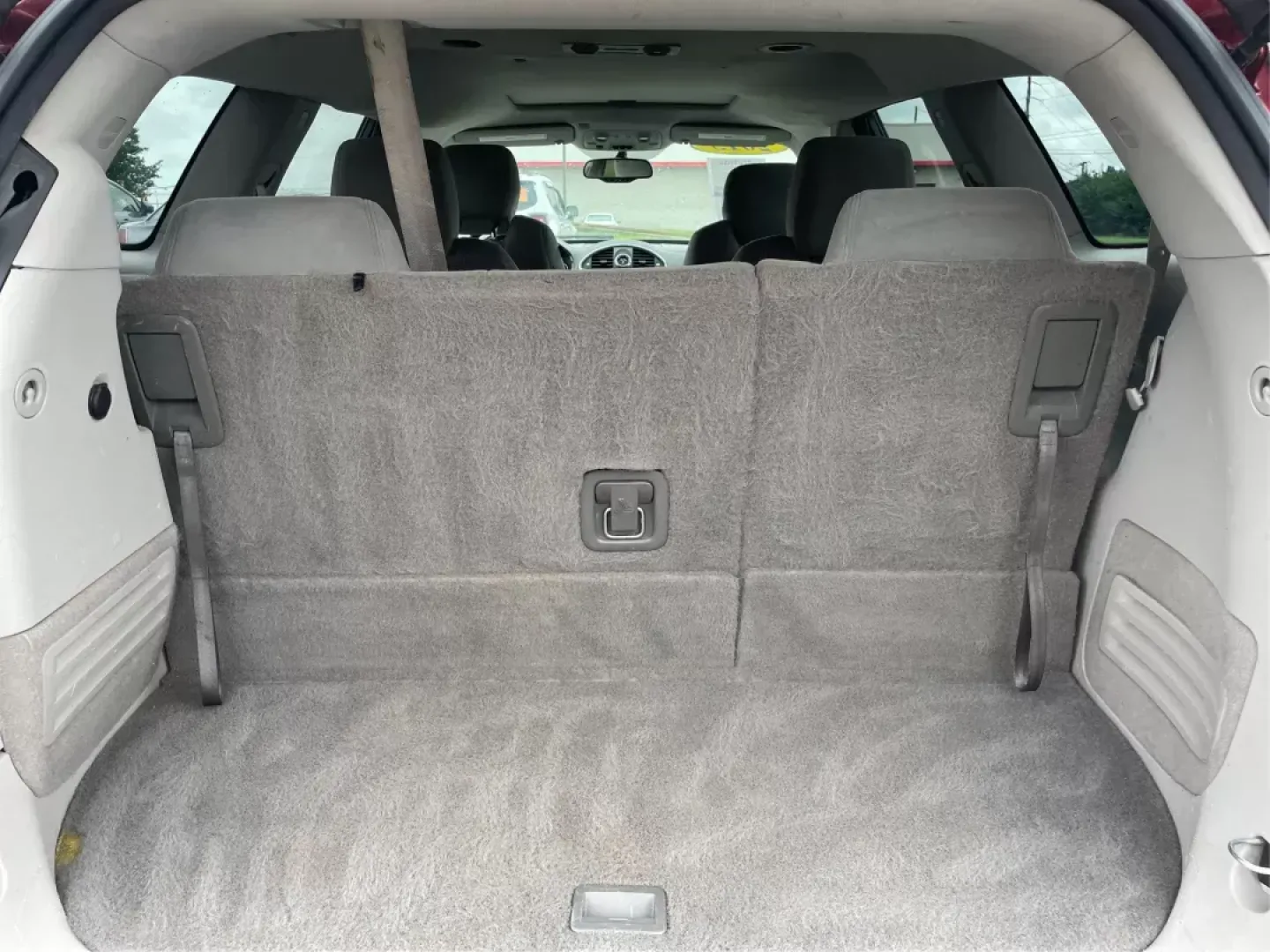 2015 Buick Enclave Convenience FWD (5GAKRAKD6FJ) with an 3.6L V6 DOHC 24V engine, 6-Speed Automatic Overdrive transmission, located at 8750 N County Rd 25A, Piqua, OH, 45356, (937) 908-9800, 40.164391, -84.232513 - Experience the perfect blend of luxury and practicality with the 2015 Buick Enclave Convenience FWD, now available at Advantage Car and Credit in Fairborn, OH. This SUV is tailored for families on the go, weekend adventurers, or anyone in need of a reliable vehicle for long commutes. With its spacio - Photo#11