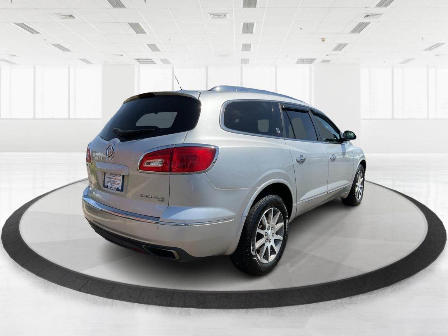 2015 Buick Enclave Leather (5GAKVBKD2FJ) with an 3.6L V-6 gasoline direct injection engine, located at 1230 East Main St, Xenia, OH, 45385, (937) 908-9800, 39.688026, -83.910172 - 2015 Buick Enclave Leather - Photo#2