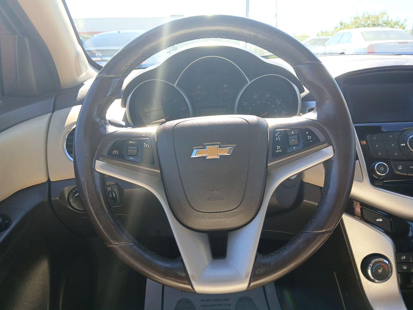 2015 Chevrolet Cruze 2LT Auto (1G1PE5SB6F7) with an 1.4L L4 DOHC 16V TURBO engine, 6-Speed Automatic transmission, located at 401 Woodman Dr, Riverside, OH, 45431, (937) 908-9800, 39.760899, -84.123421 - 2015 Chevrolet Cruze 2LT Auto - Photo#15