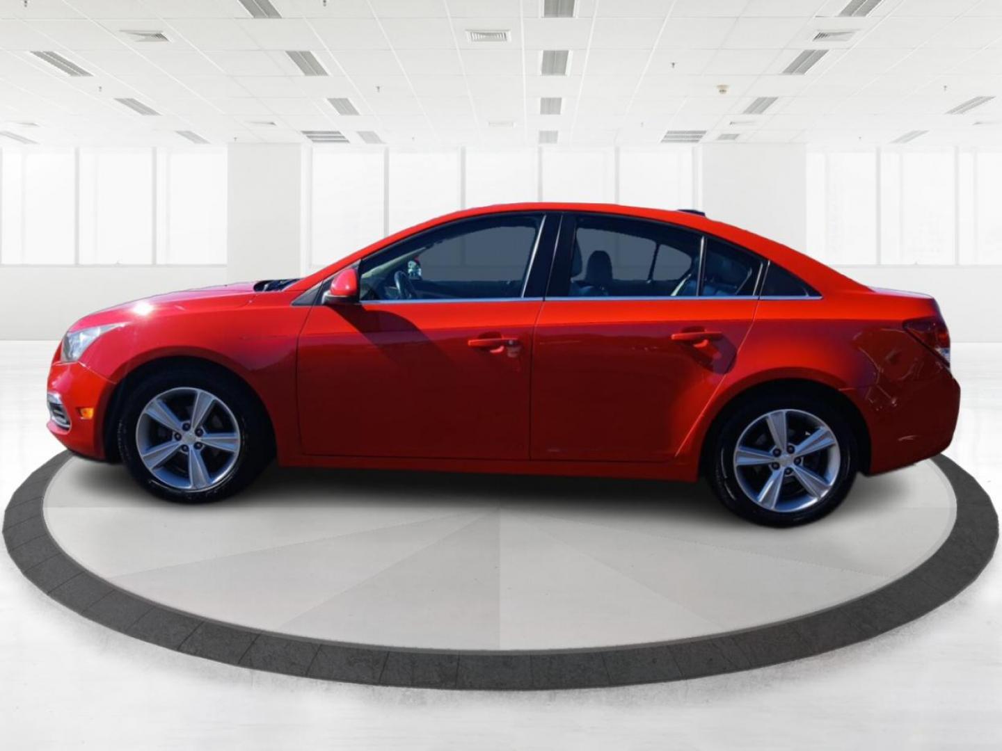 2015 Chevrolet Cruze 2LT Auto (1G1PE5SB6F7) with an 1.4L L4 DOHC 16V TURBO engine, 6-Speed Automatic transmission, located at 401 Woodman Dr, Riverside, OH, 45431, (937) 908-9800, 39.760899, -84.123421 - 2015 Chevrolet Cruze 2LT Auto - Photo#5