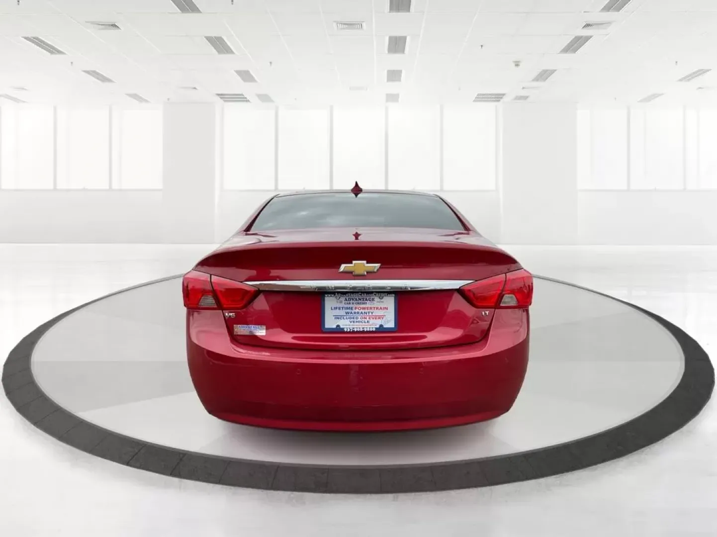 2015 Chevrolet Impala 2LT (2G1125S33F9) with an 3.6L V-6 gasoline direct injection engine, located at 1951 S Dayton Lakeview Rd., New Carlisle, OH, 45344, (937) 908-9800, 39.890999, -84.050255 - **Discover the 2015 Chevrolet Impala: Your Ideal Sedan for Family Adventures and Commutes!**<br /> <br /> Are you seeking a reliable and stylish sedan that caters to both daily commutes and weekend family getaways? Look no further than the striking 2015 Chevrolet Impala 2LT available at Advantage Ca - Photo#3