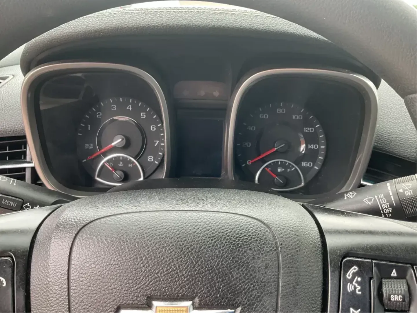 2015 Chevrolet Malibu 1LT (1G11C5SL0FF) with an ECOTEC 2.5L I-4 gasoline direct injection engine, located at 1230 East Main St, Xenia, OH, 45385, (937) 908-9800, 39.688026, -83.910172 - Are you ready to elevate your driving experience and embrace a lifestyle filled with comfort and reliability? The 2015 Chevrolet Malibu 1LT, available at Advantage Car and Credit in Fairborn, OH, is perfect for those who value both style and functionality. This sedan is not just a mode of transport; - Photo#14