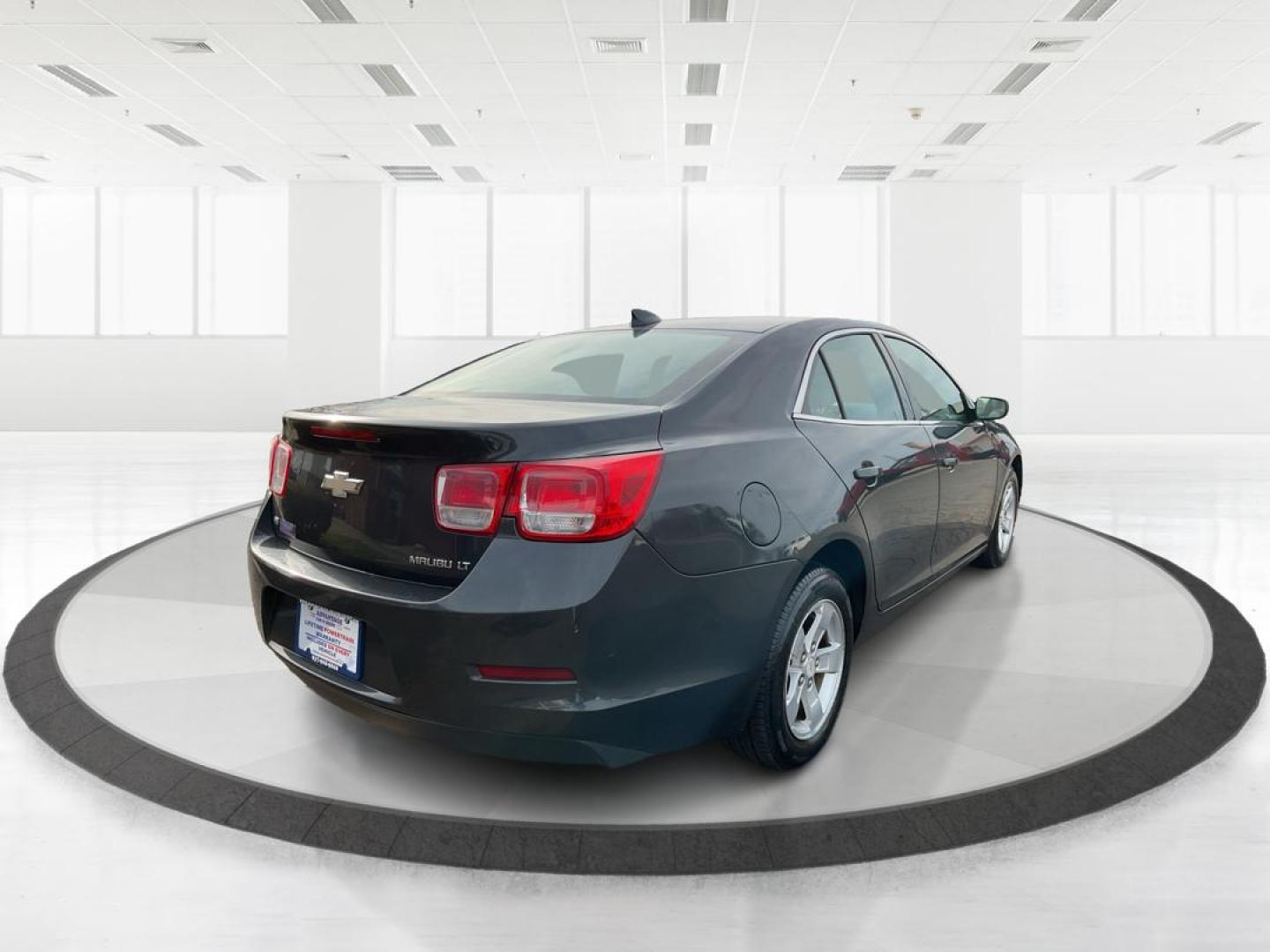 2015 Chevrolet Malibu 1LT (1G11C5SL4FF) with an ECOTEC 2.5L I-4 gasoline direct injection engine, located at 4508 South Dixie Dr, Moraine, OH, 45439, (937) 908-9800, 39.689976, -84.218452 - 2015 Chevrolet Malibu 1LT - Photo#2
