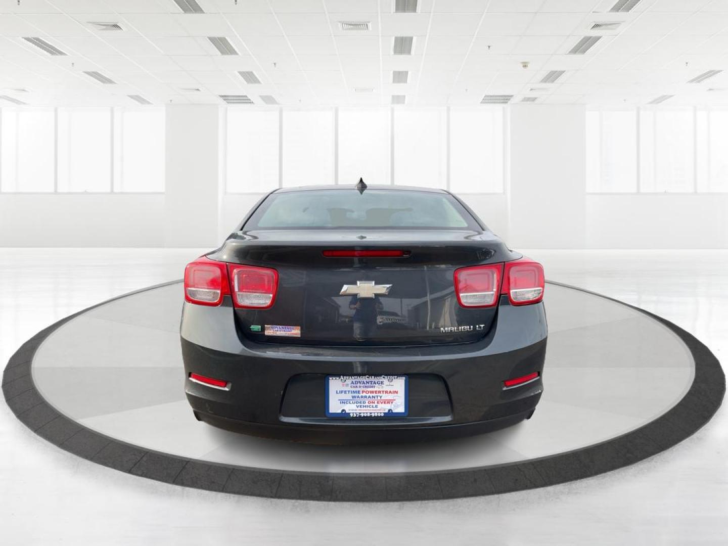 2015 Chevrolet Malibu 1LT (1G11C5SL4FF) with an ECOTEC 2.5L I-4 gasoline direct injection engine, located at 4508 South Dixie Dr, Moraine, OH, 45439, (937) 908-9800, 39.689976, -84.218452 - 2015 Chevrolet Malibu 1LT - Photo#3