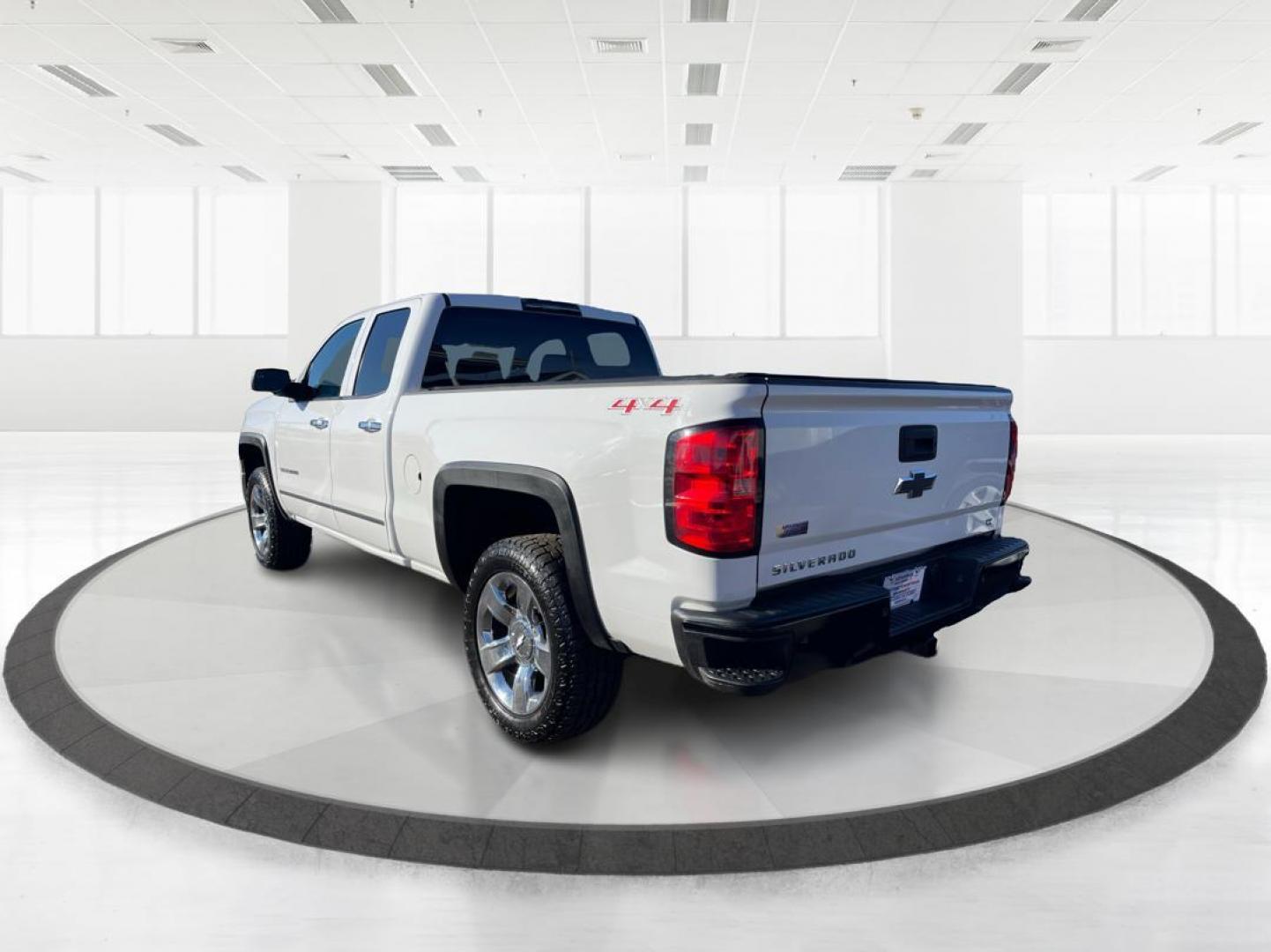 2015 Chevrolet Silverado 1500 LT Double Cab 4WD (1GCVKREC8FZ) with an Other engine, located at 8750 N County Rd 25A, Piqua, OH, 45356, (937) 908-9800, 40.164391, -84.232513 - 2015 Chevrolet Silverado 1500 LT Double Cab 4WD - Photo#4