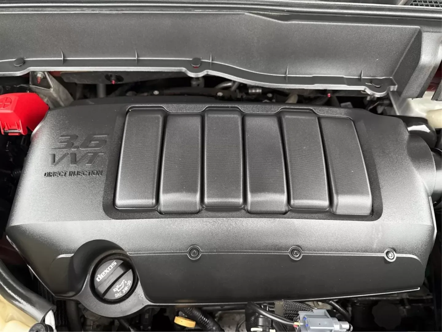 2015 Chevrolet Traverse 1LT (1GNKVGKD4FJ) with an 3.6L V-6 gasoline direct injection engine, located at 1099 N County Rd 25A, Troy, OH, 45373, (937) 908-9800, 40.057079, -84.212883 - **Unleash Adventure with the 2015 Chevrolet Traverse at Advantage Car and Credit - Troy!**<br /> <br /> Are you ready to elevate your family adventures or tackle your daily commute with confidence and style? The 2015 Chevrolet Traverse, with its robust features and spacious design, is perfect for gr - Photo#11