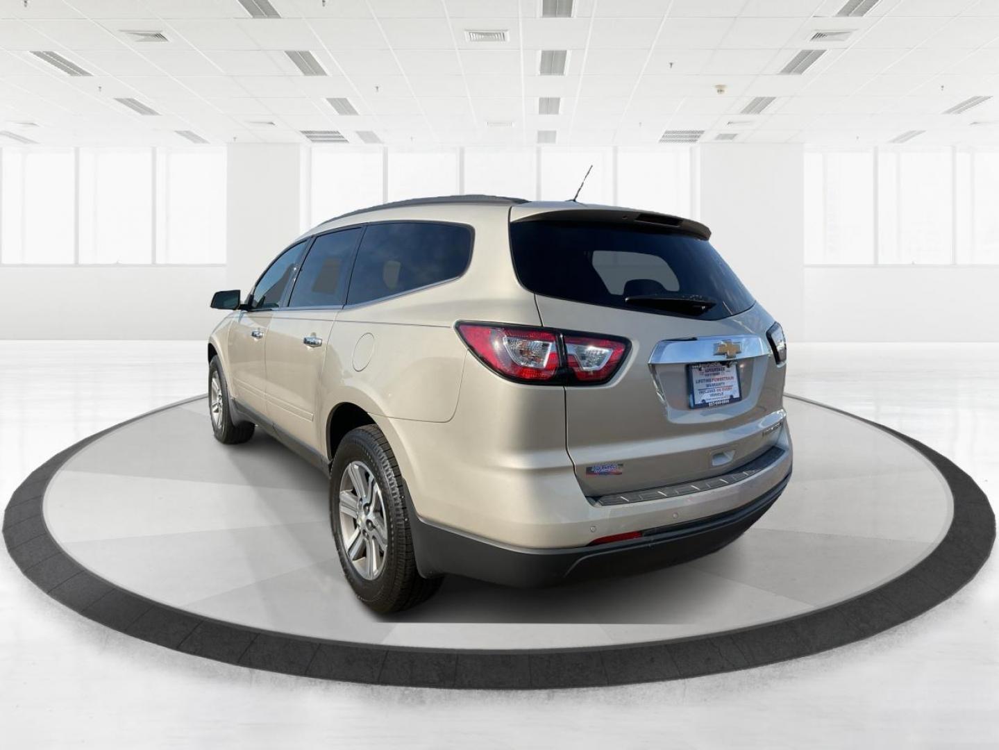 2015 Chevrolet Traverse 2LT (1GNKRHKD0FJ) with an 3.6L V-6 gasoline direct injection engine, located at 1099 N County Rd 25A, Troy, OH, 45373, (937) 908-9800, 40.057079, -84.212883 - Third Row - Photo#4