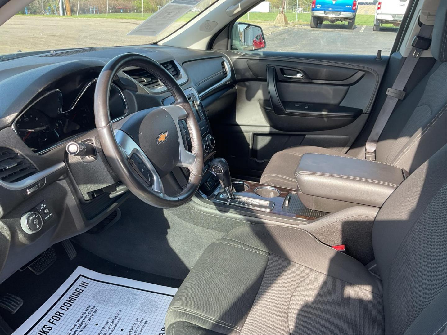 2015 Chevrolet Traverse 2LT (1GNKRHKD0FJ) with an 3.6L V-6 gasoline direct injection engine, located at 1099 N County Rd 25A, Troy, OH, 45373, (937) 908-9800, 40.057079, -84.212883 - Third Row - Photo#8