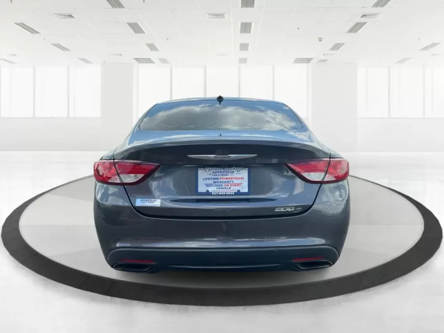 2015 Chrysler 200 S (1C3CCCBB2FN) with an Other engine, located at 880 E. National Road, Vandalia, OH, 45377, (937) 908-9800, 39.891918, -84.183594 - Discover the perfect blend of style, comfort, and reliability with this 2015 Chrysler 200 S, available now at Advantage Car and Credit in Fairborn, OH. Whether you're commuting to work, running errands, or embarking on weekend adventures, this sedan is designed to meet the needs of your active lifes - Photo#3
