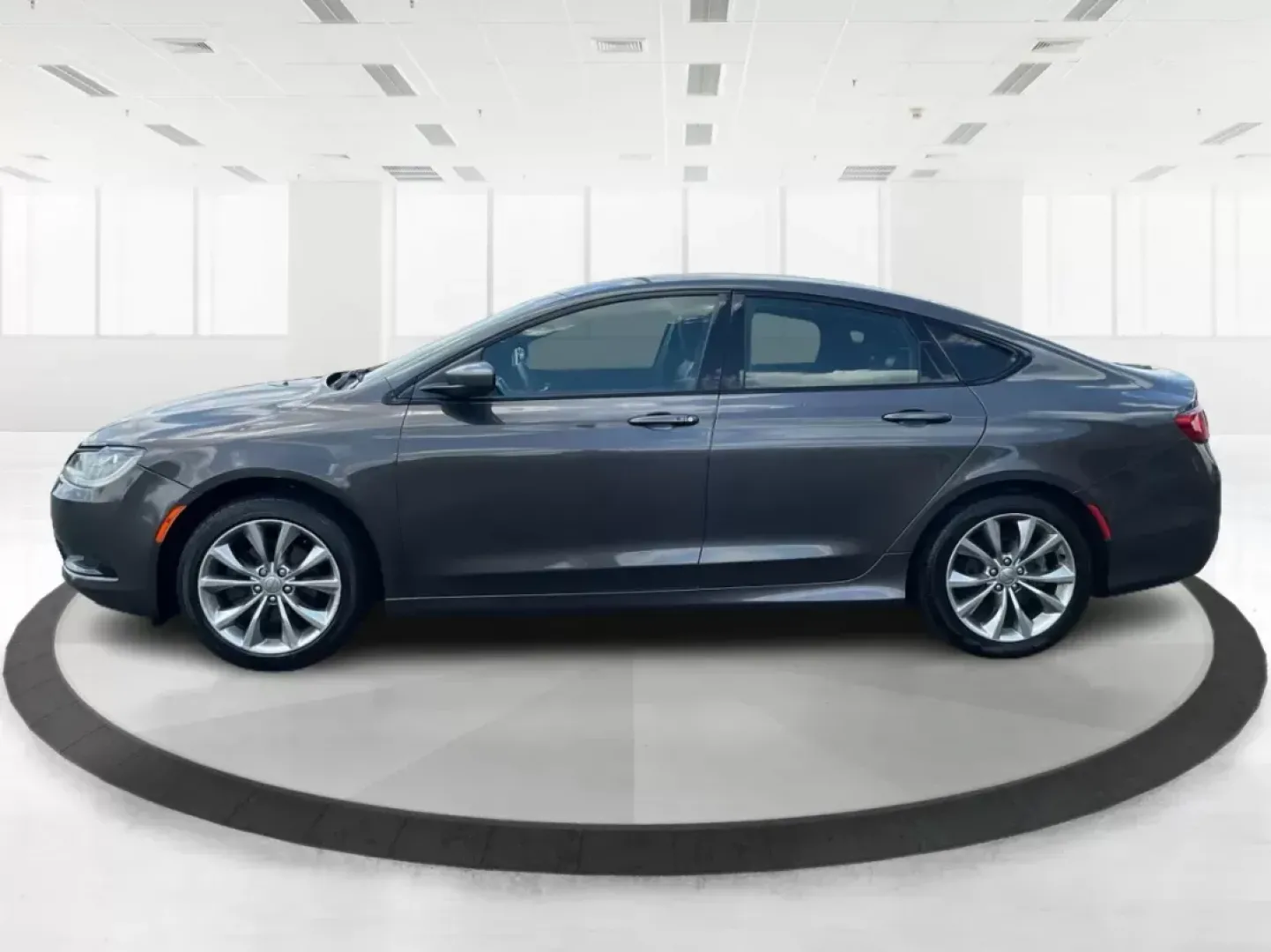 2015 Chrysler 200 S (1C3CCCBB2FN) with an Other engine, located at 880 E. National Road, Vandalia, OH, 45377, (937) 908-9800, 39.891918, -84.183594 - Discover the perfect blend of style, comfort, and reliability with this 2015 Chrysler 200 S, available now at Advantage Car and Credit in Fairborn, OH. Whether you're commuting to work, running errands, or embarking on weekend adventures, this sedan is designed to meet the needs of your active lifes - Photo#5
