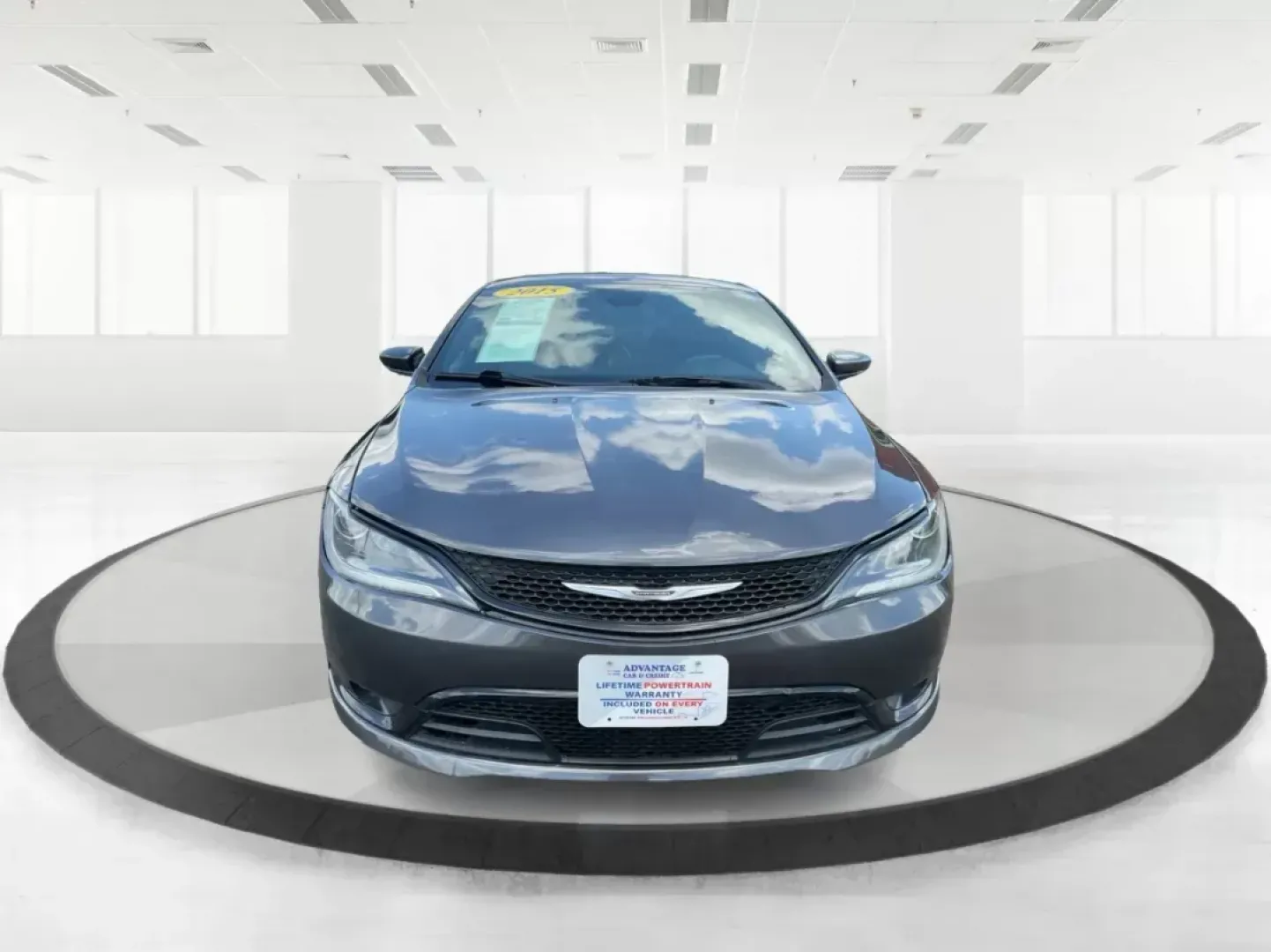 2015 Chrysler 200 S (1C3CCCBB2FN) with an Other engine, located at 880 E. National Road, Vandalia, OH, 45377, (937) 908-9800, 39.891918, -84.183594 - Discover the perfect blend of style, comfort, and reliability with this 2015 Chrysler 200 S, available now at Advantage Car and Credit in Fairborn, OH. Whether you're commuting to work, running errands, or embarking on weekend adventures, this sedan is designed to meet the needs of your active lifes - Photo#6