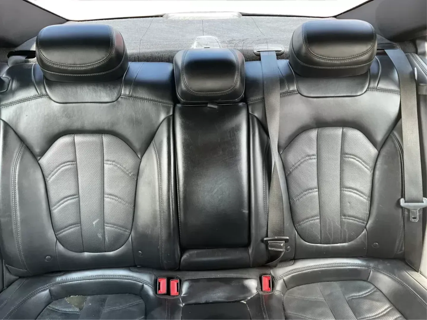 2015 Chrysler 200 S (1C3CCCBB2FN) with an Other engine, located at 880 E. National Road, Vandalia, OH, 45377, (937) 908-9800, 39.891918, -84.183594 - Discover the perfect blend of style, comfort, and reliability with this 2015 Chrysler 200 S, available now at Advantage Car and Credit in Fairborn, OH. Whether you're commuting to work, running errands, or embarking on weekend adventures, this sedan is designed to meet the needs of your active lifes - Photo#13