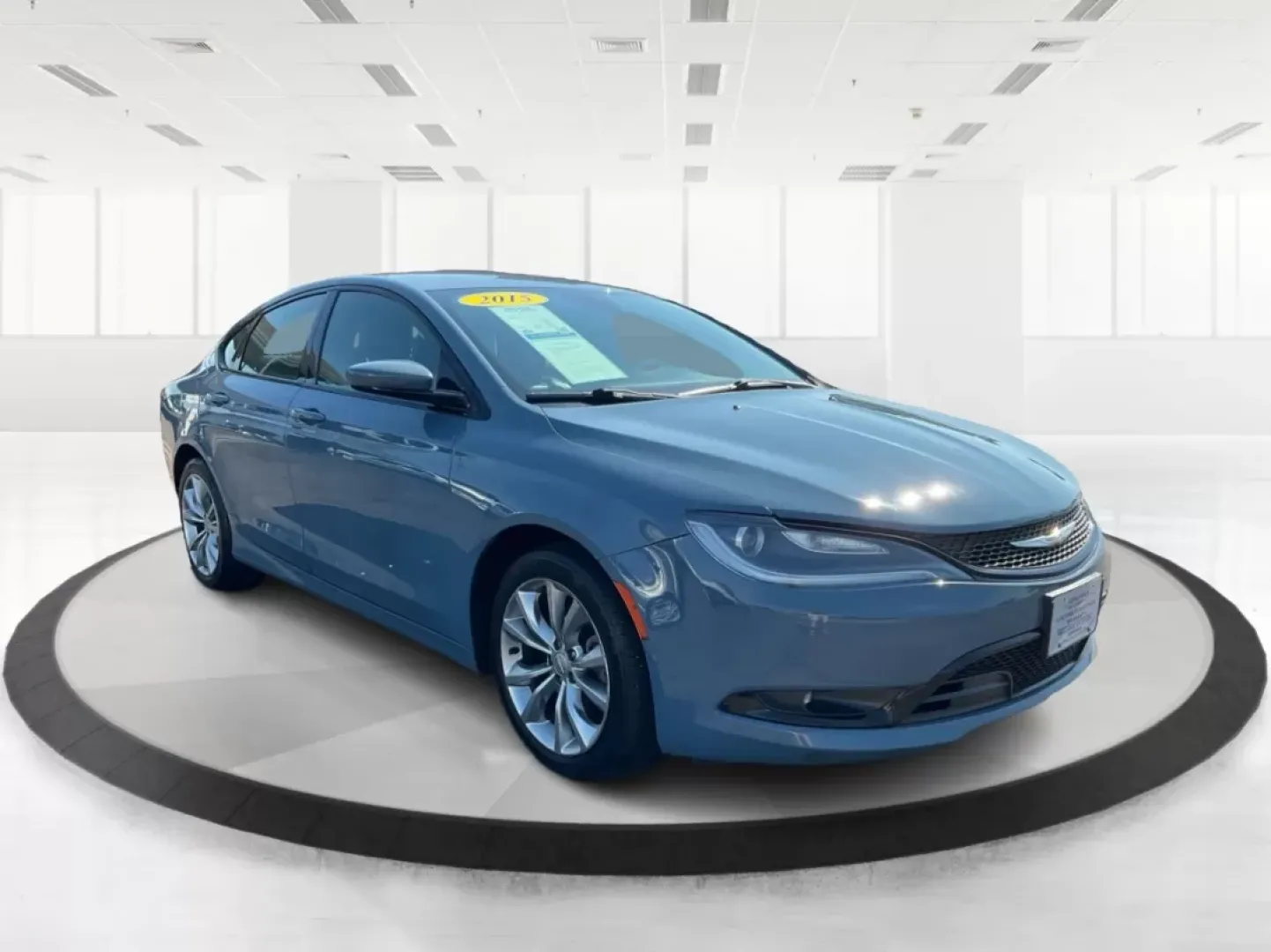 2015 Chrysler 200 S (1C3CCCBB8FN) with an Other engine, located at 1184 Kauffman Ave, Fairborn, OH, 45324, (937) 908-9800, 39.807072, -84.030914 - **Experience Luxury on a Budget with the 2015 Chrysler 200 S at Advantage Car and Credit**<br /> <br /> Looking for a stylish sedan that can handle your daily commute as effortlessly as your weekend adventures? The 2015 Chrysler 200 S is the perfect blend of comfort, technology, and modern aesthetic - Photo#0
