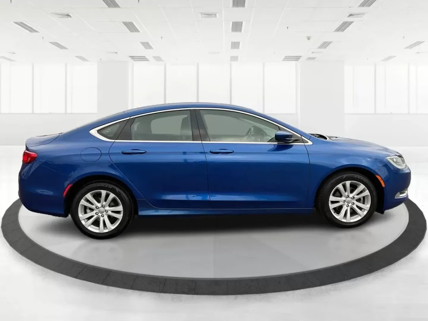 2015 Chrysler 200 Limited (1C3CCCAB9FN) with an 3.6L V-6 DOHC engine, located at 1230 East Main St, Xenia, OH, 45385, (937) 908-9800, 39.688026, -83.910172 - **Experience Comfort and Style with the 2015 Chrysler 200 Limited at Advantage Car and Credit**<br /> <br /> Are you in the market for a dependable sedan that suits both your daily commute and weekend adventures? Look no further! The 2015 Chrysler 200 Limited is the perfect blend of style, performan - Photo#1