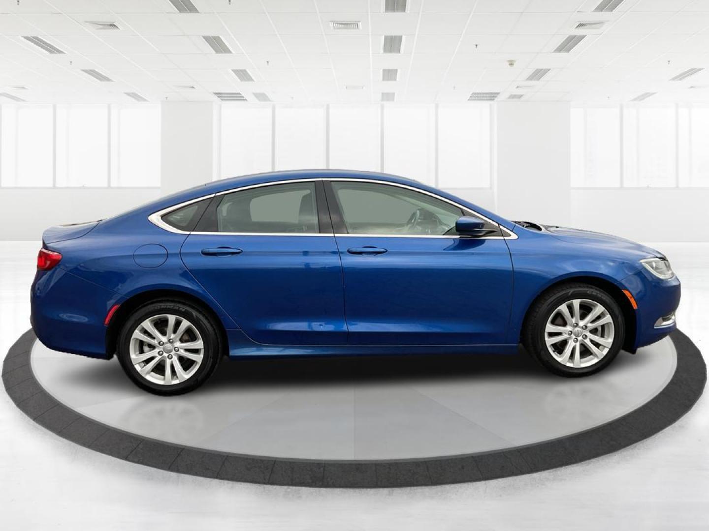 2015 Chrysler 200 Limited (1C3CCCAB9FN) with an 3.6L V-6 DOHC engine, located at 1951 S Dayton Lakeview Rd., New Carlisle, OH, 45344, (937) 908-9800, 39.890999, -84.050255 - 2015 Chrysler 200 Limited - Photo#1
