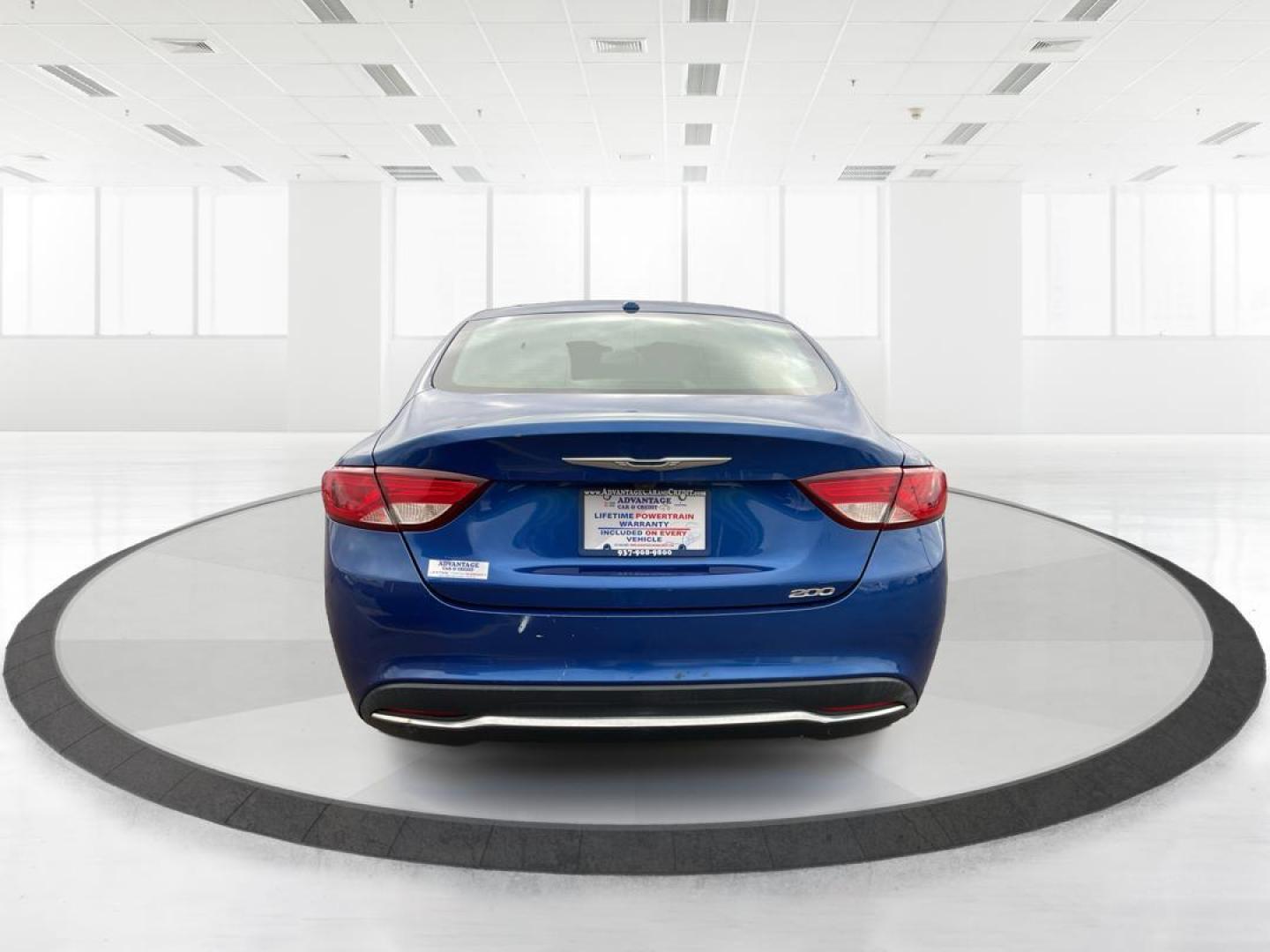 2015 Chrysler 200 Limited (1C3CCCAB9FN) with an 3.6L V-6 DOHC engine, located at 1951 S Dayton Lakeview Rd., New Carlisle, OH, 45344, (937) 908-9800, 39.890999, -84.050255 - 2015 Chrysler 200 Limited - Photo#3