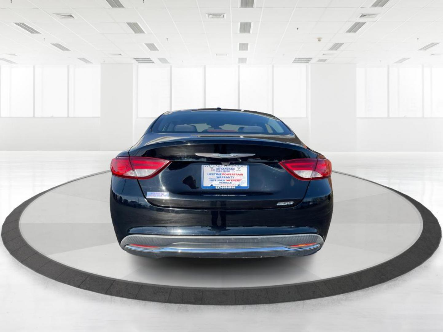 2015 Chrysler 200 Limited (1C3CCCAB8FN) with an Other engine, located at 4508 South Dixie Dr, Moraine, OH, 45439, (937) 908-9800, 39.689976, -84.218452 - 2015 Chrysler 200 Limited - Photo#3