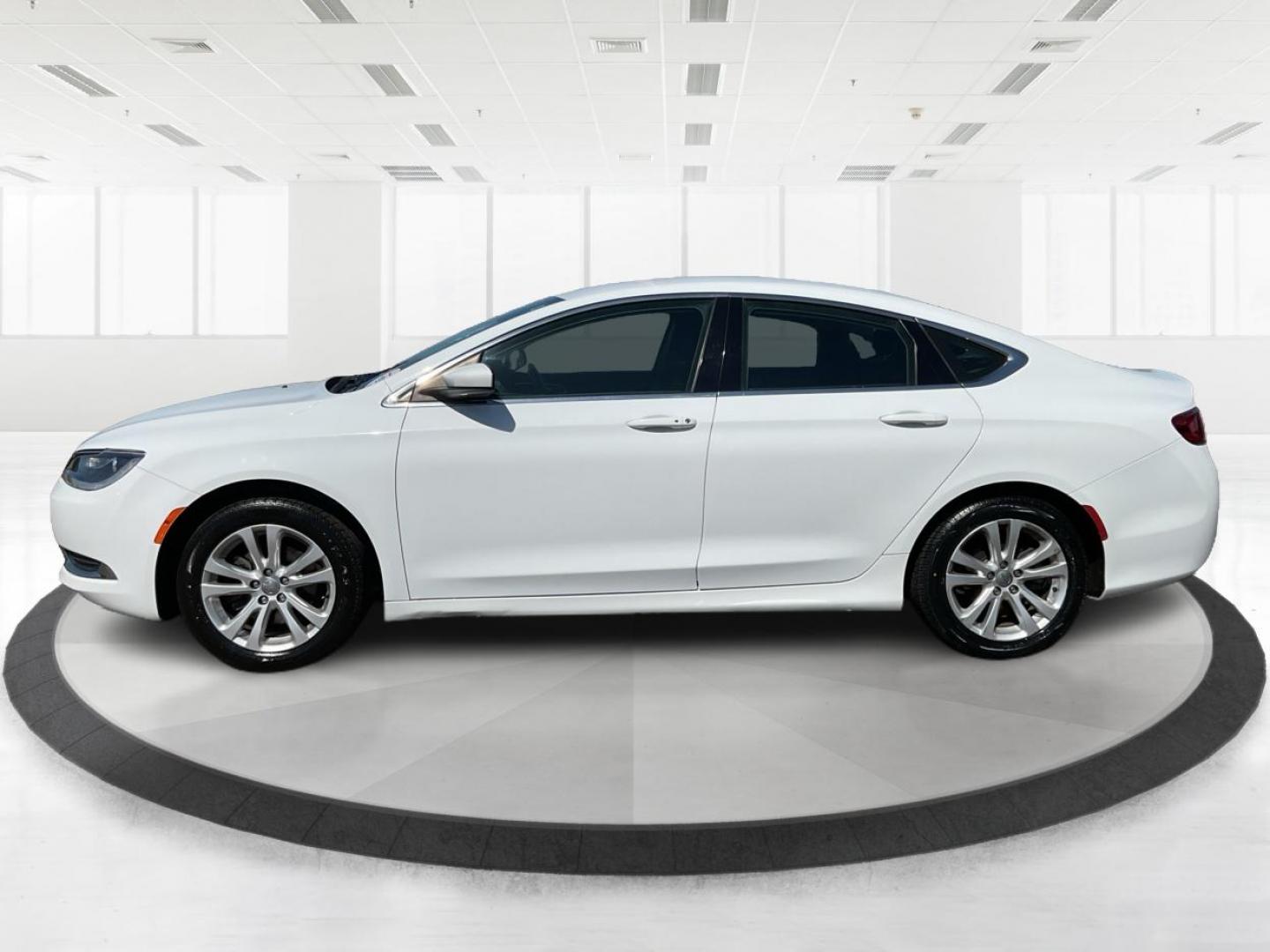 2015 Chrysler 200 Limited (1C3CCCAB5FN) with an 2.4L L4 DOHC 16V engine, 9-Speed Automatic transmission, located at 8750 N County Rd 25A, Piqua, OH, 45356, (937) 908-9800, 40.164391, -84.232513 - 2015 Chrysler 200 Limited - Photo#5