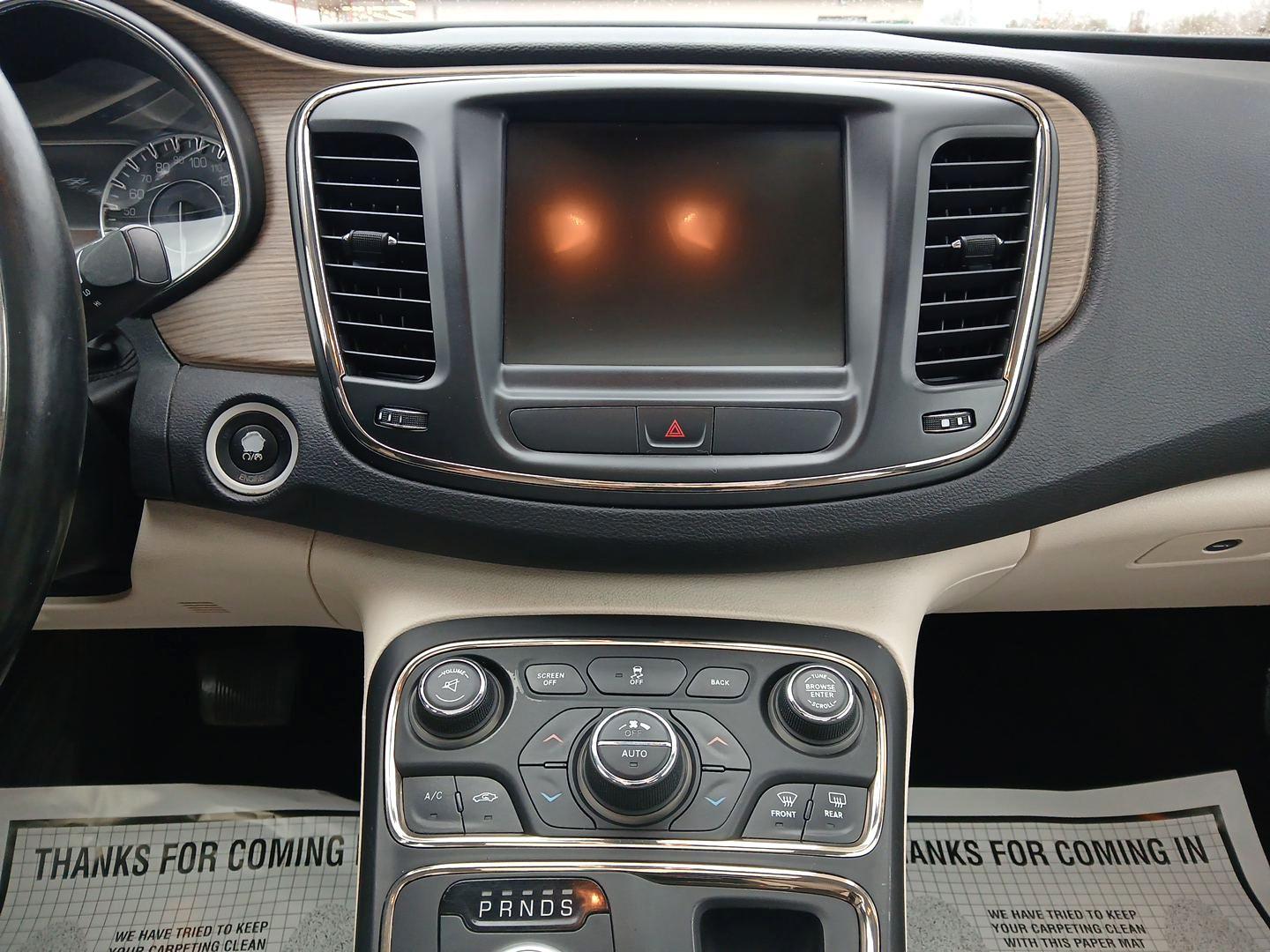 2015 Chrysler 200 C AWD (1C3CCCEG3FN) with an 3.6L V6 DOHC 24V FFV engine, 9-Speed Automatic transmission, located at 1230 East Main St, Xenia, OH, 45385, (937) 908-9800, 39.688026, -83.910172 - 2015 Chrysler 200 C AWD - Photo#12