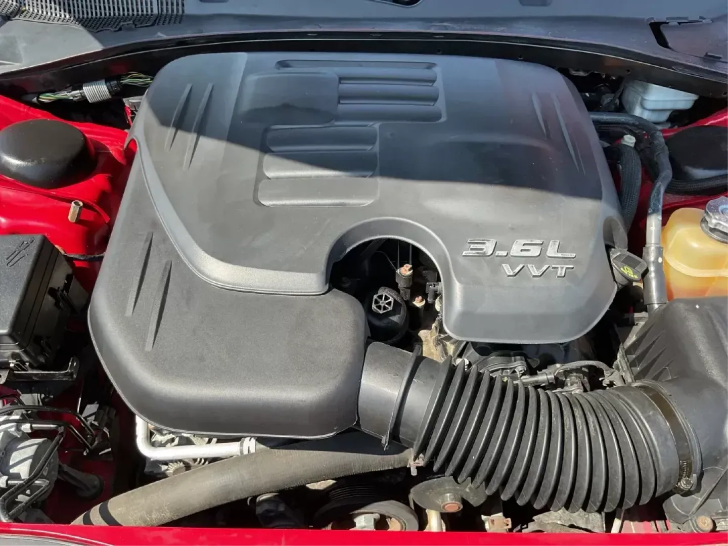 2015 Dodge Charger SXT (2C3CDXJG7FH) with an 3.6L V-6 DOHC engine, located at 8750 N County Rd 25A, Piqua, OH, 45356, (937) 908-9800, 40.164391, -84.232513 - ### Hit the Road in Style: 2015 Dodge Charger SXT at Advantage Car and Credit<br /> <br /> Are you ready to elevate your driving experience? Whether you're commuting to work, running errands around Fairborn, or setting off on a weekend adventure, the 2015 Dodge Charger SXT is the perfect vehicle for - Photo#10