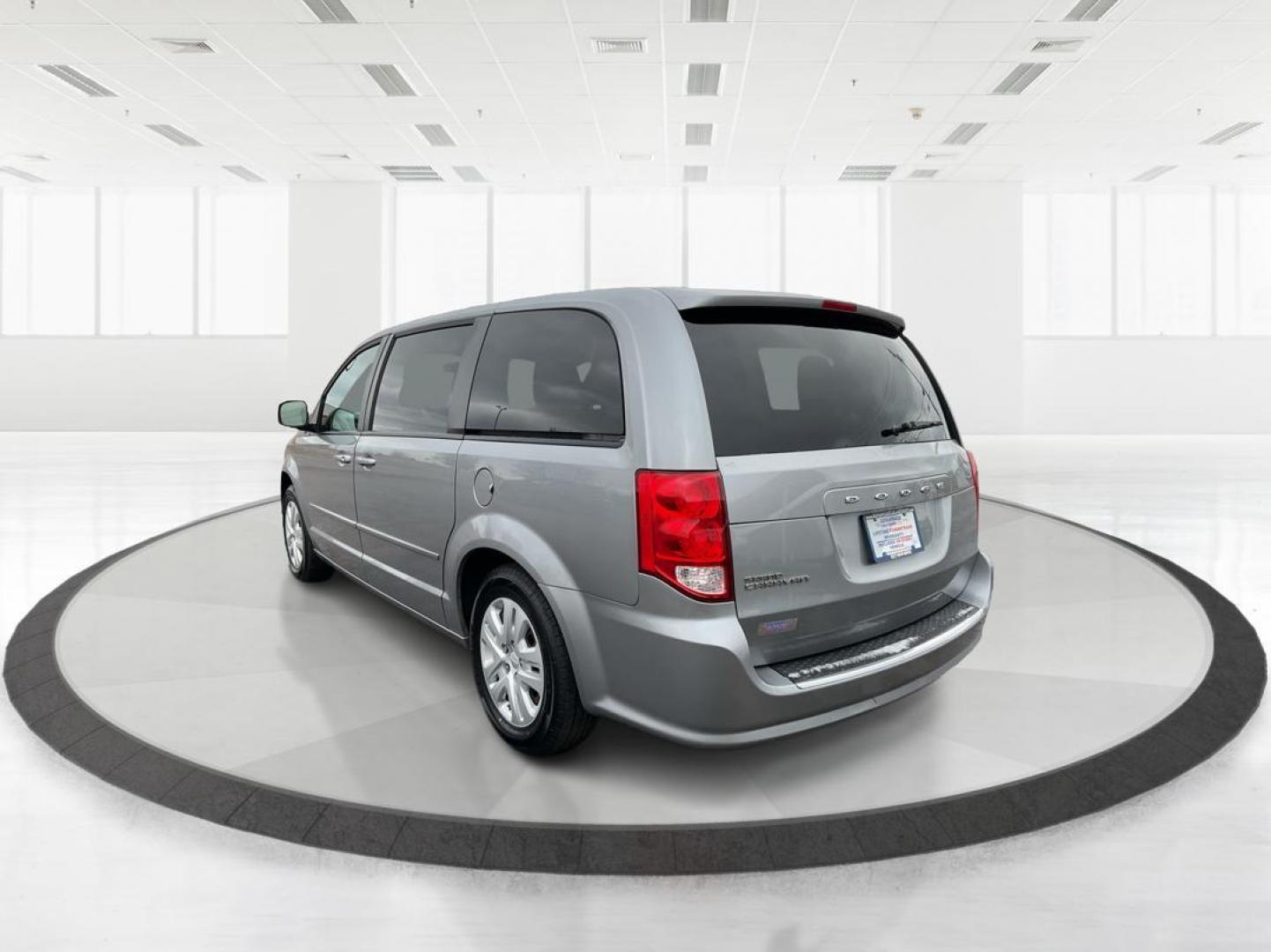 2015 Dodge Grand Caravan SE (2C4RDGBG9FR) with an Other engine, located at 1099 N County Rd 25A, Troy, OH, 45373, (937) 908-9800, 40.057079, -84.212883 - 2015 Dodge Grand Caravan SE - Photo#4