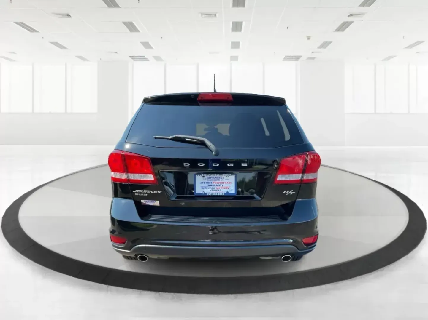 2015 Dodge Journey R/T (3C4PDDEG6FT) with an 3.6L V-6 DOHC engine, located at 401 Woodman Dr, Riverside, OH, 45431, (937) 908-9800, 39.760899, -84.123421 - **Discover Adventure with the 2015 Dodge Journey R/T Your Ultimate Family SUV!**<br /> <br /> If you're in the market for a versatile vehicle that fits both your daily commute and weekend adventures, look no further than the 2015 Dodge Journey R/T. This robust SUV isn't just about style; it's built - Photo#3