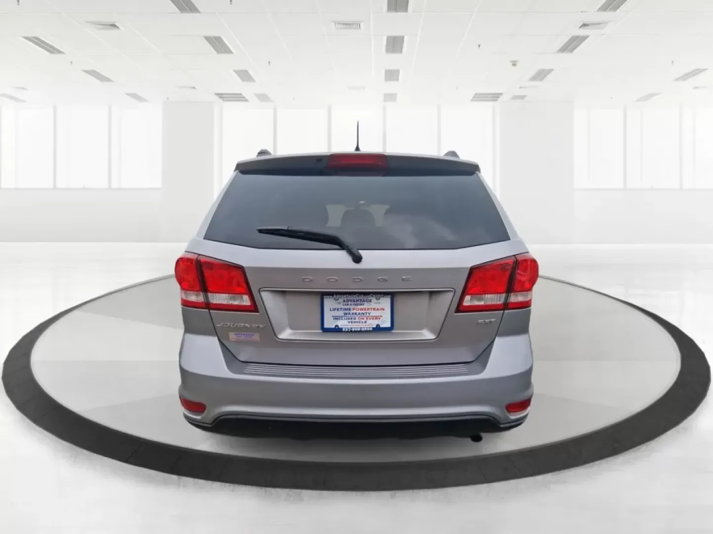 2015 Dodge Journey SXT (3C4PDCBB2FT) with an Other engine, located at 1951 S Dayton Lakeview Rd., New Carlisle, OH, 45344, (937) 908-9800, 39.890999, -84.050255 - **Adventure Awaits with the 2015 Dodge Journey SXT at Advantage Car and Credit!**<br /> <br /> If you're in search of a versatile SUV that caters to both daily commutes and weekend adventures with your family, the 2015 Dodge Journey SXT is the perfect match for you. This spacious and stylish vehicle - Photo#3