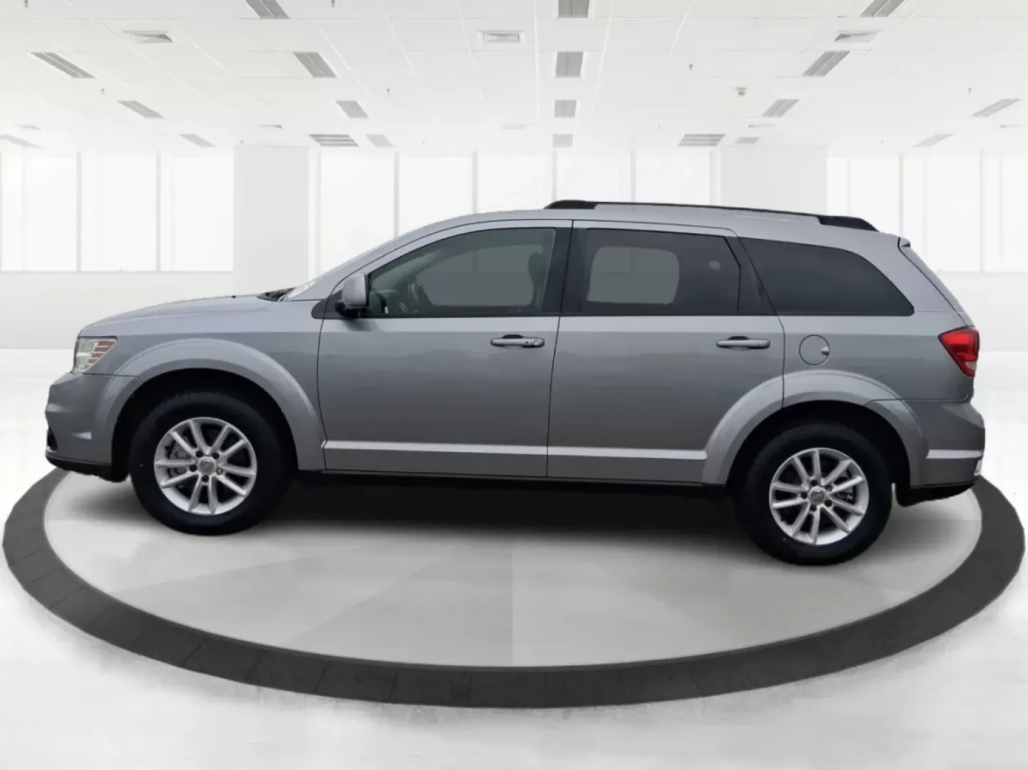 2015 Dodge Journey SXT (3C4PDCBB2FT) with an Other engine, located at 1951 S Dayton Lakeview Rd., New Carlisle, OH, 45344, (937) 908-9800, 39.890999, -84.050255 - **Adventure Awaits with the 2015 Dodge Journey SXT at Advantage Car and Credit!**<br /> <br /> If you're in search of a versatile SUV that caters to both daily commutes and weekend adventures with your family, the 2015 Dodge Journey SXT is the perfect match for you. This spacious and stylish vehicle - Photo#5