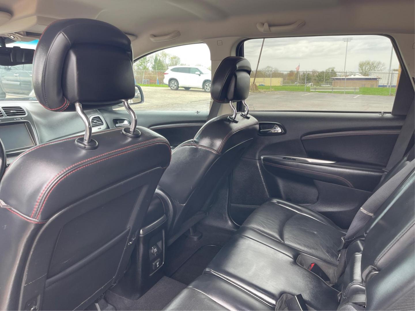 2015 Dodge Journey R/T (3C4PDDEG0FT) with an 3.6L V-6 DOHC engine, located at 1184 Kauffman Ave, Fairborn, OH, 45324, (937) 908-9800, 39.807072, -84.030914 - 2015 Dodge Journey R/T - Photo#9