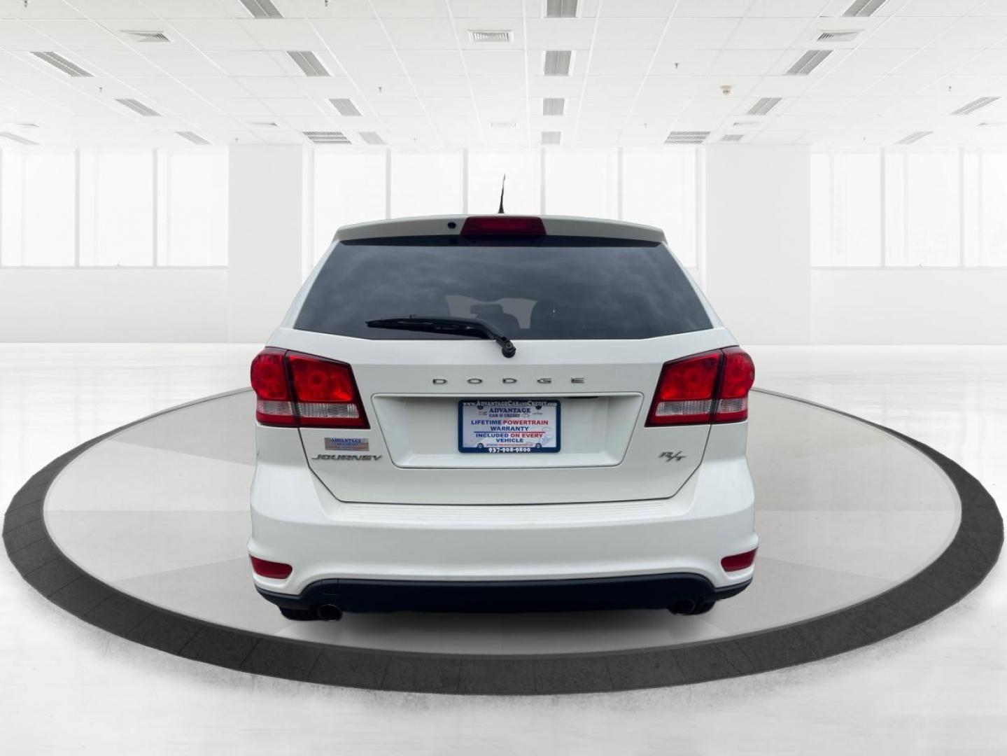 2015 Dodge Journey R/T (3C4PDDEG0FT) with an 3.6L V-6 DOHC engine, located at 1184 Kauffman Ave, Fairborn, OH, 45324, (937) 908-9800, 39.807072, -84.030914 - 2015 Dodge Journey R/T - Photo#3