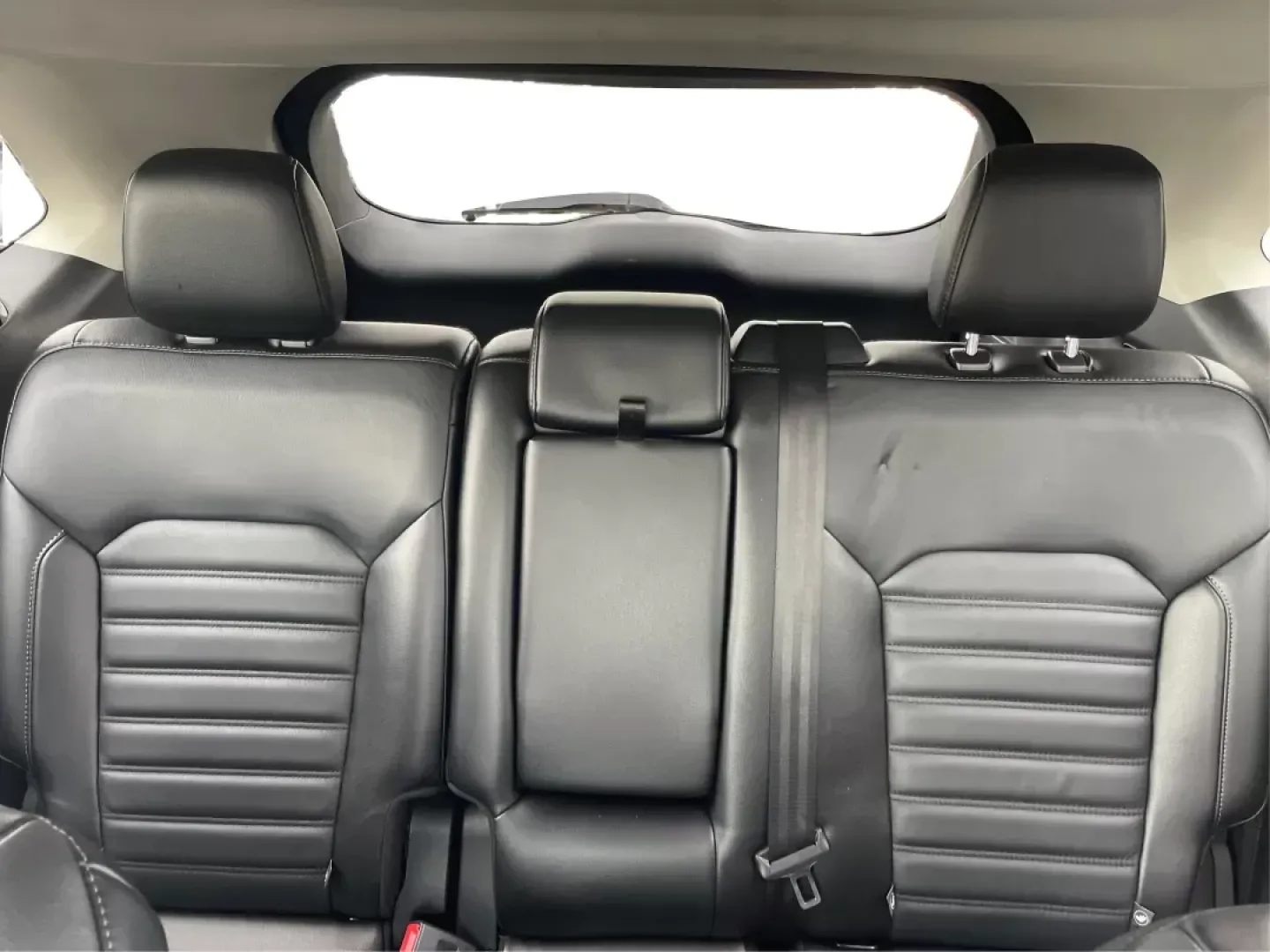 2015 Ford Edge SEL (2FMTK4J8XFB) with an Other engine, located at 8750 N County Rd 25A, Piqua, OH, 45356, (937) 908-9800, 40.164391, -84.232513 - **Discover Your Next Adventure with the 2015 Ford Edge SEL at Advantage Car and Credit in Fairborn, OH!**<br /> <br /> Are you looking for a versatile SUV that perfectly matches your active lifestyle? Whether you're navigating the bustling streets of Fairborn or planning a weekend getaway, the 2015 - Photo#13