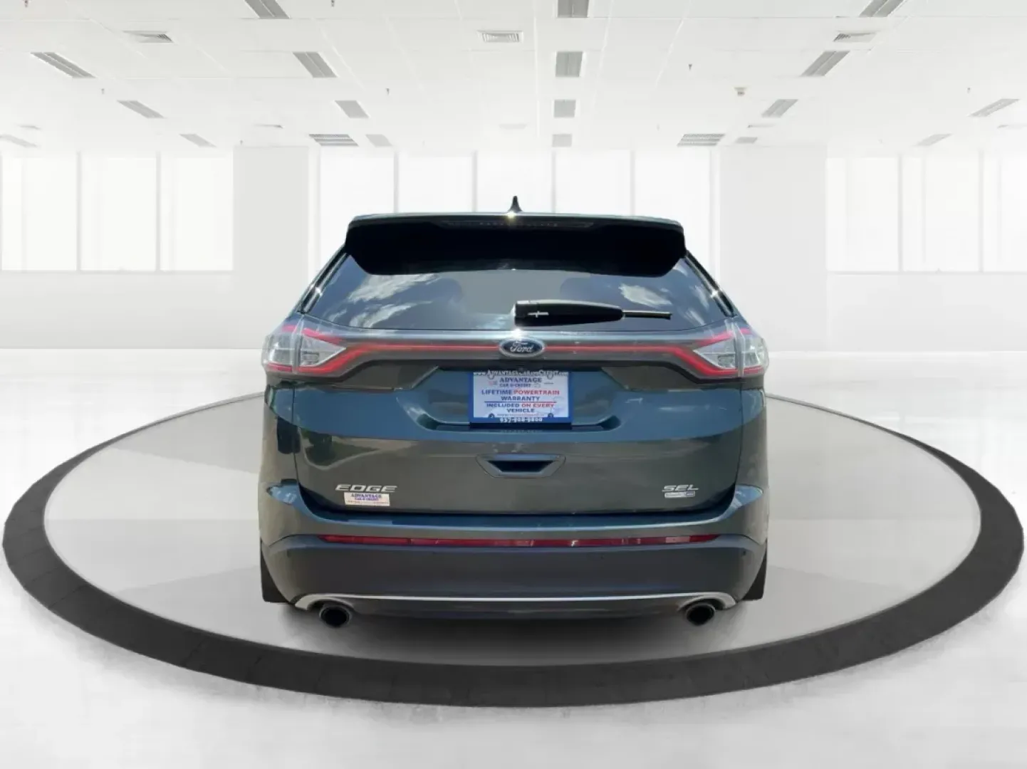 2015 Ford Edge SEL (2FMTK4J99FB) with an Other engine, located at 1230 East Main St, Xenia, OH, 45385, (937) 908-9800, 39.688026, -83.910172 - **Discover Adventure with the 2015 Ford Edge SEL Perfect for Your Next Journey!**<br /> <br /> Are you on the lookout for an SUV that combines style, comfort, and adventure? Look no further than the **2015 Ford Edge SEL**! With its spacious interior and impressive capabilities, it's an ideal choice - Photo#3