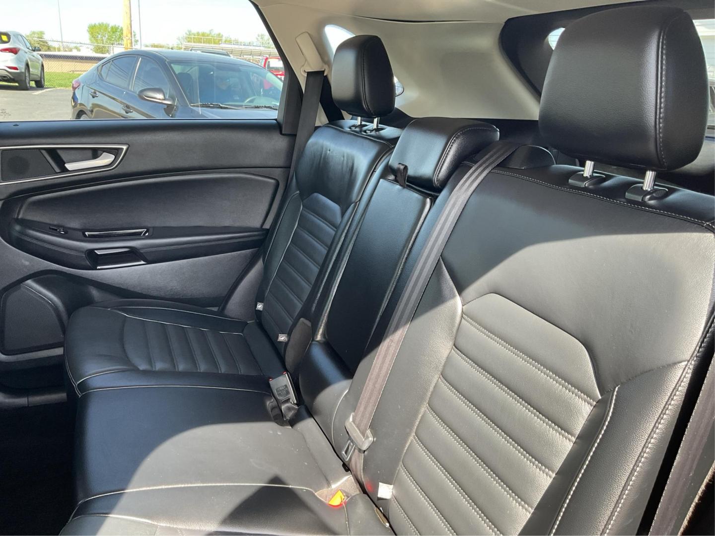 2015 Ford Edge SEL (2FMTK4J8XFB) with an Other engine, located at 4508 South Dixie Dr, Moraine, OH, 45439, (937) 908-9800, 39.689976, -84.218452 - 2015 Ford Edge SEL - Photo#9