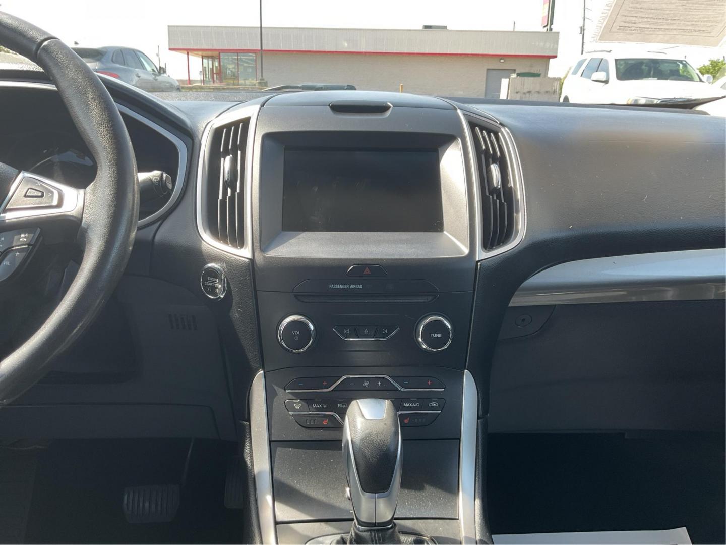 2015 Ford Edge SEL (2FMTK4J8XFB) with an Other engine, located at 4508 South Dixie Dr, Moraine, OH, 45439, (937) 908-9800, 39.689976, -84.218452 - 2015 Ford Edge SEL - Photo#12