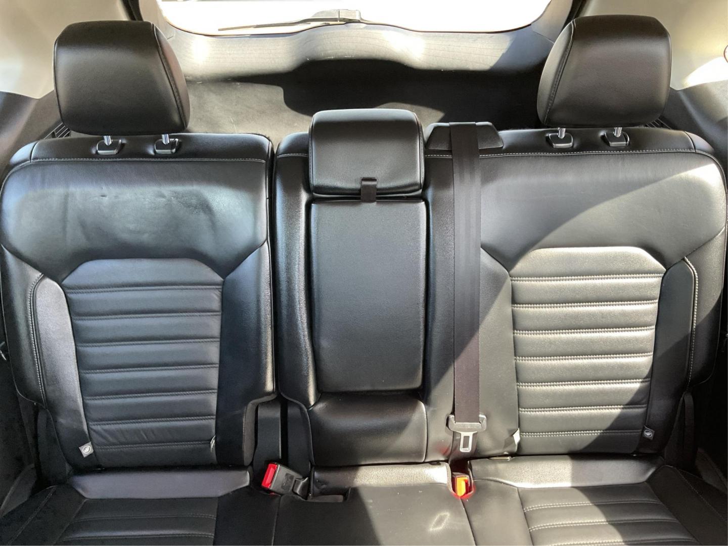 2015 Ford Edge SEL (2FMTK4J8XFB) with an Other engine, located at 4508 South Dixie Dr, Moraine, OH, 45439, (937) 908-9800, 39.689976, -84.218452 - 2015 Ford Edge SEL - Photo#13