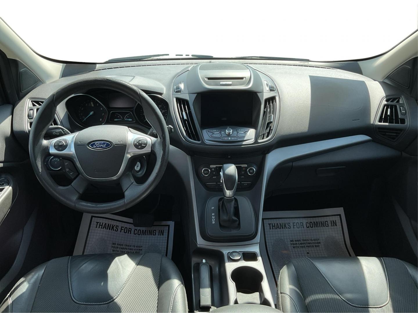 2015 Ford Escape SE (1FMCU9G92FU) with an EcoBoost 1.6L I-4 gasoline direct injection engine, located at 4508 South Dixie Dr, Moraine, OH, 45439, (937) 908-9800, 39.689976, -84.218452 - 2015 Ford Escape SE - Photo#20