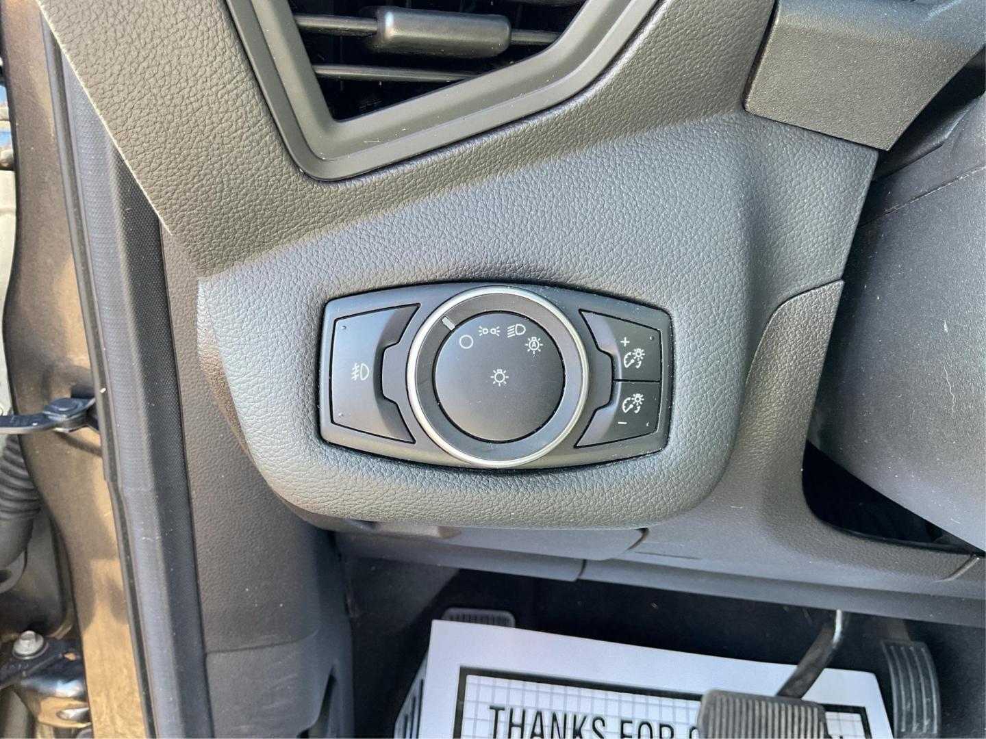 2015 Ford Escape SE (1FMCU0G92FU) with an Duratec 2.5L I-4 DOHC engine, located at 8750 N County Rd 25A, Piqua, OH, 45356, (937) 908-9800, 40.164391, -84.232513 - 2015 Ford Escape SE - Photo#16