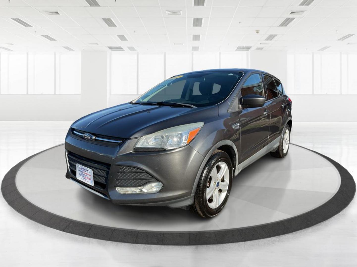 2015 Ford Escape SE (1FMCU0G92FU) with an Duratec 2.5L I-4 DOHC engine, located at 8750 N County Rd 25A, Piqua, OH, 45356, (937) 908-9800, 40.164391, -84.232513 - 2015 Ford Escape SE - Photo#7